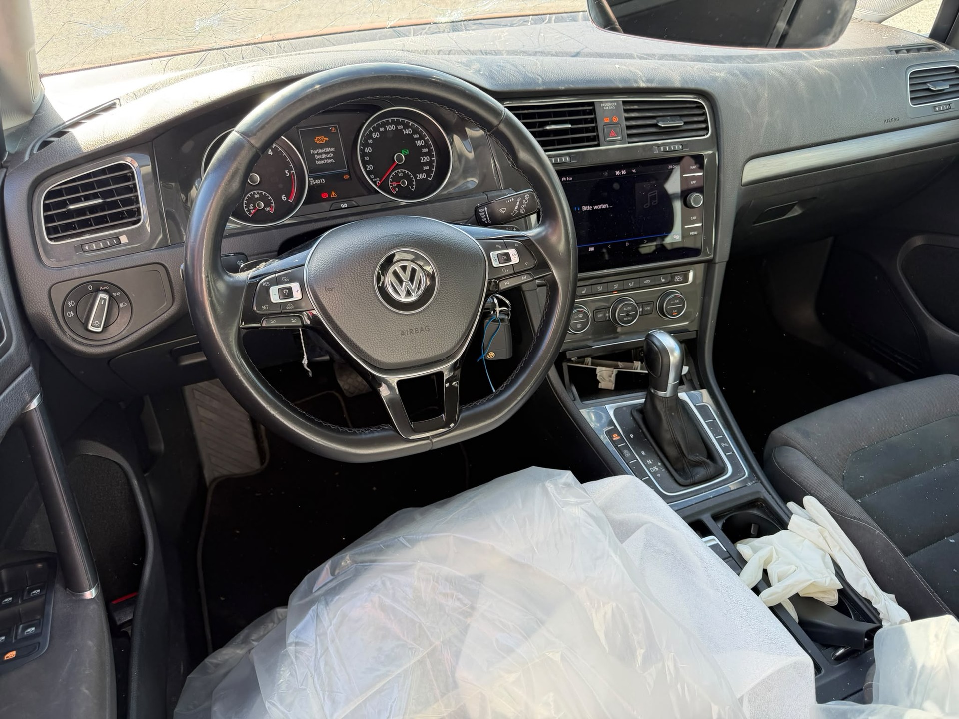 VW Golf Variant 2.0 TDI Comfortline DSG-image-4