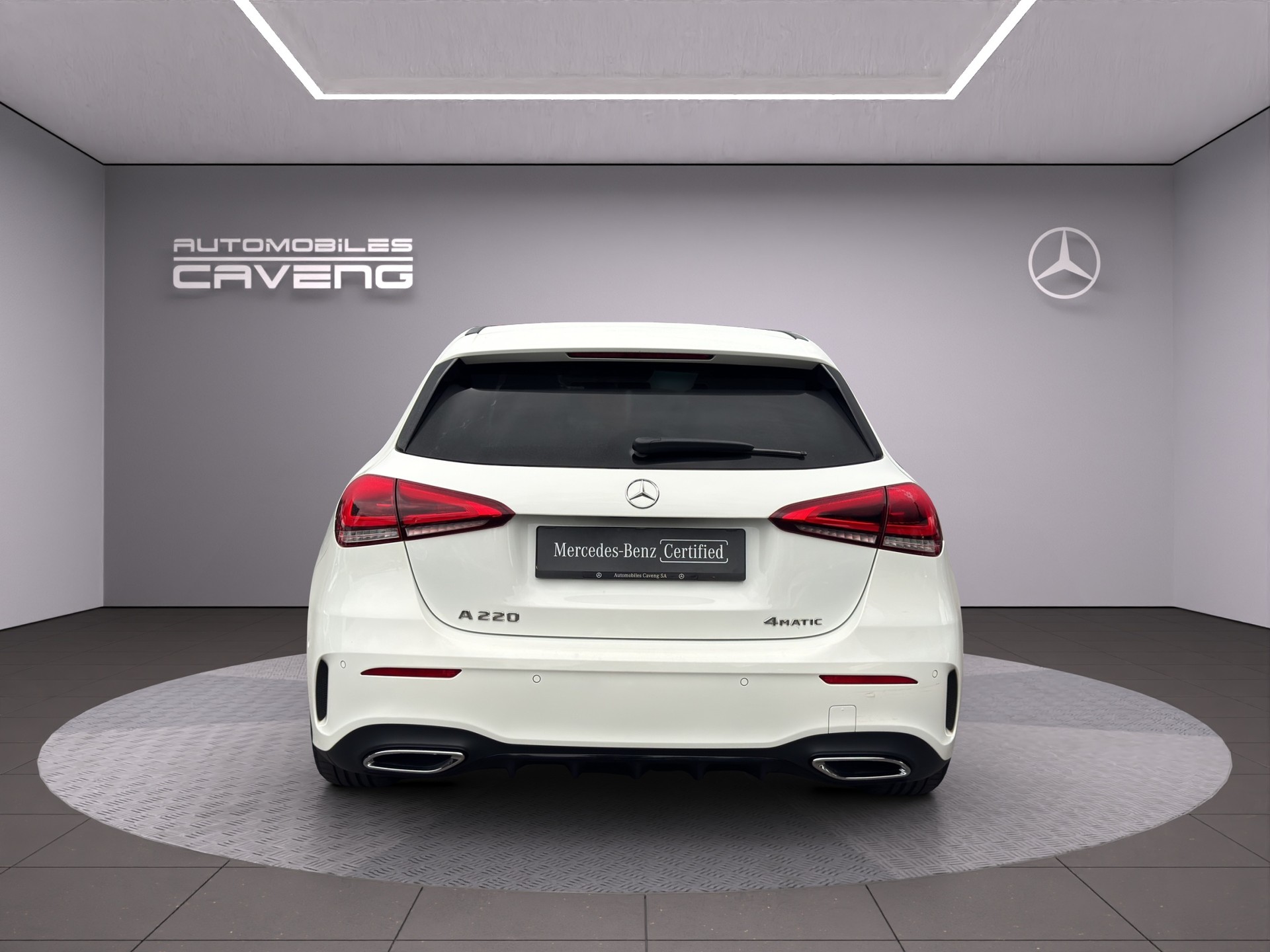 MERCEDES-BENZ A 220 AMG Line 7G-DCT 4Matic-showroom-element-3