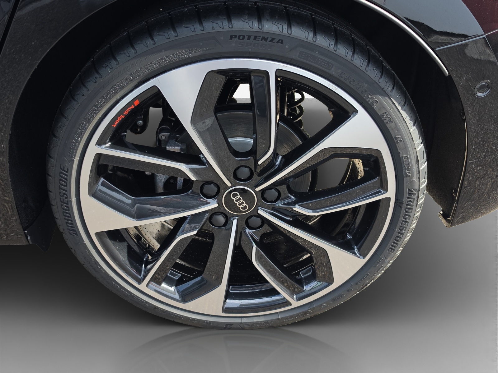 AUDI A3 Sportback TFSI 110 kW S line Attraction S tronic-image-13