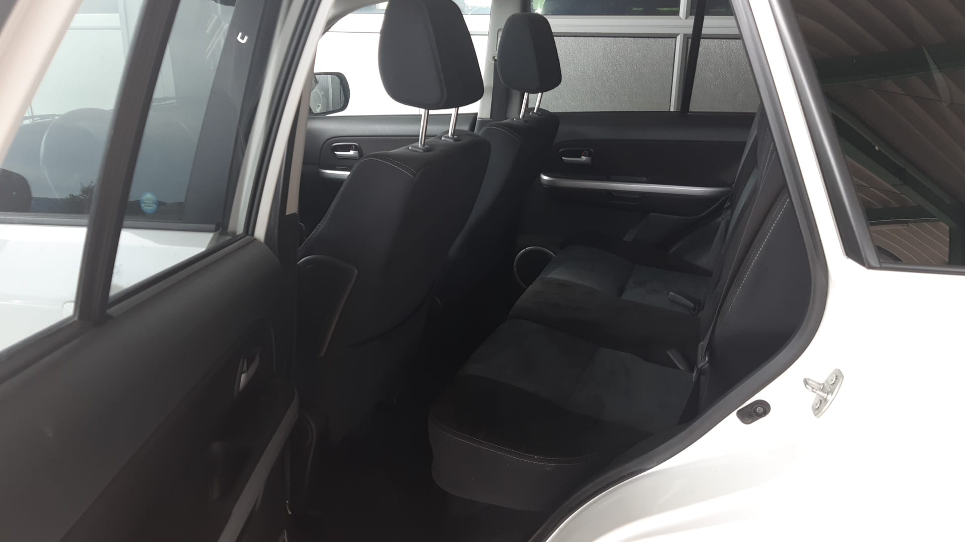 SUZUKI Grand Vitara 2.4 16V GL Top Automatic-image-15