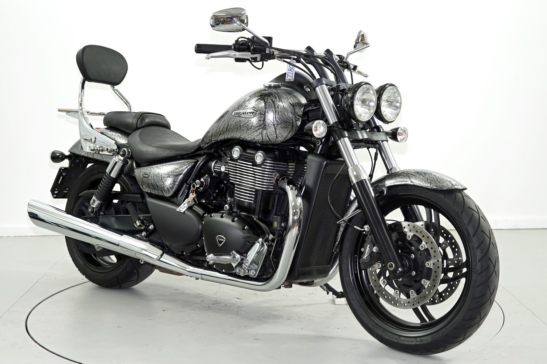 TRIUMPH Thunderbird 1700 ABS-image-1