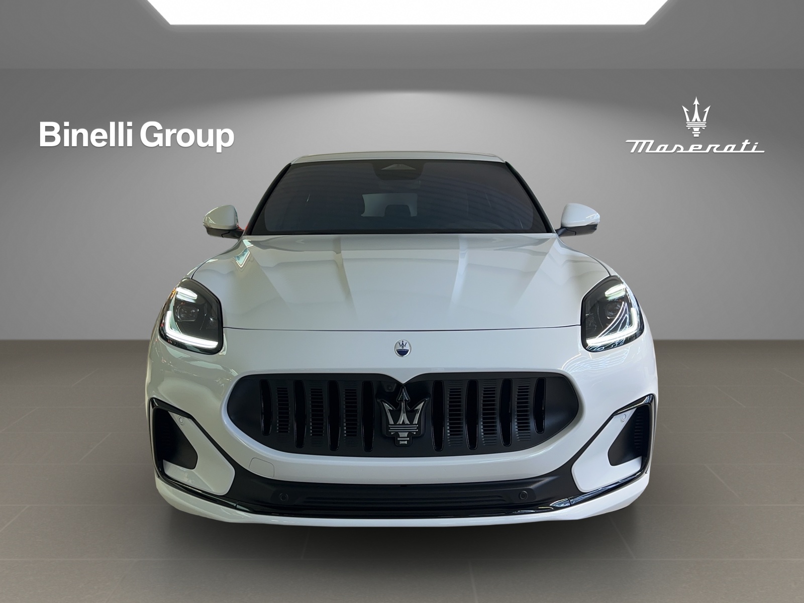 MASERATI Grecale Folgore 105kWh-showroom-element-1