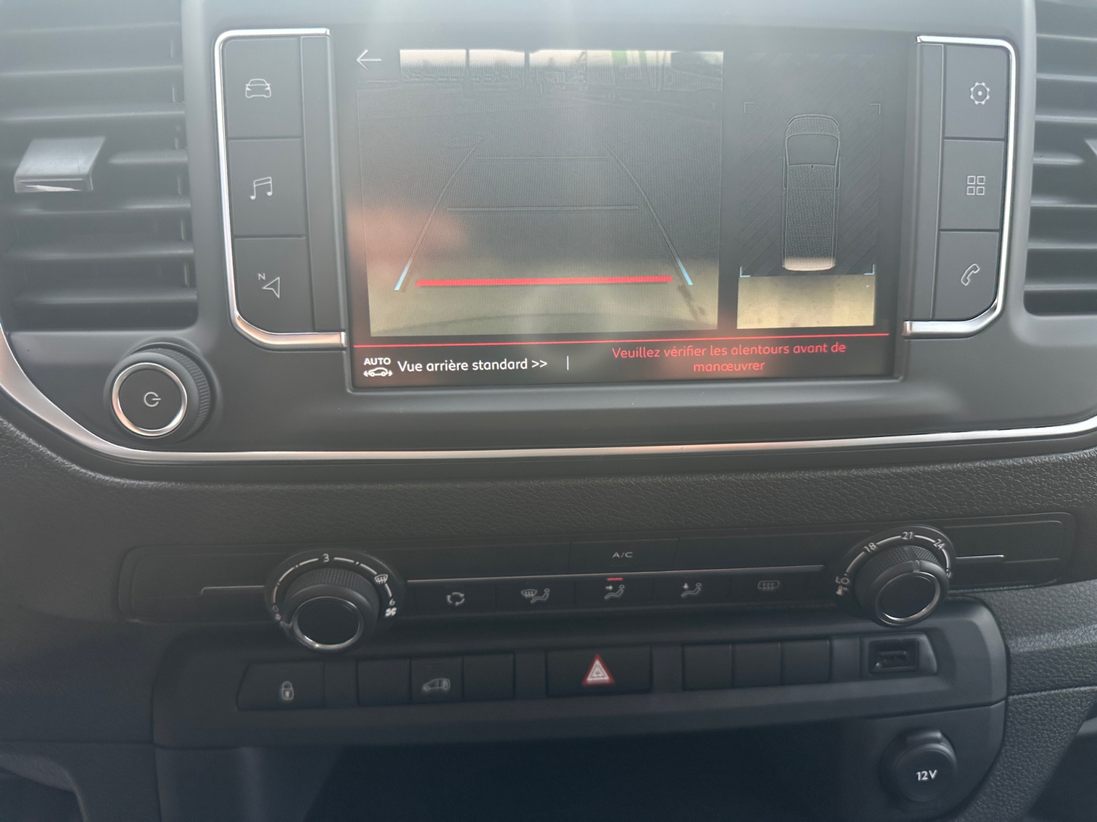 CITROEN Jumpy 2.0 BlueHDi 145 M EAT8-image-12