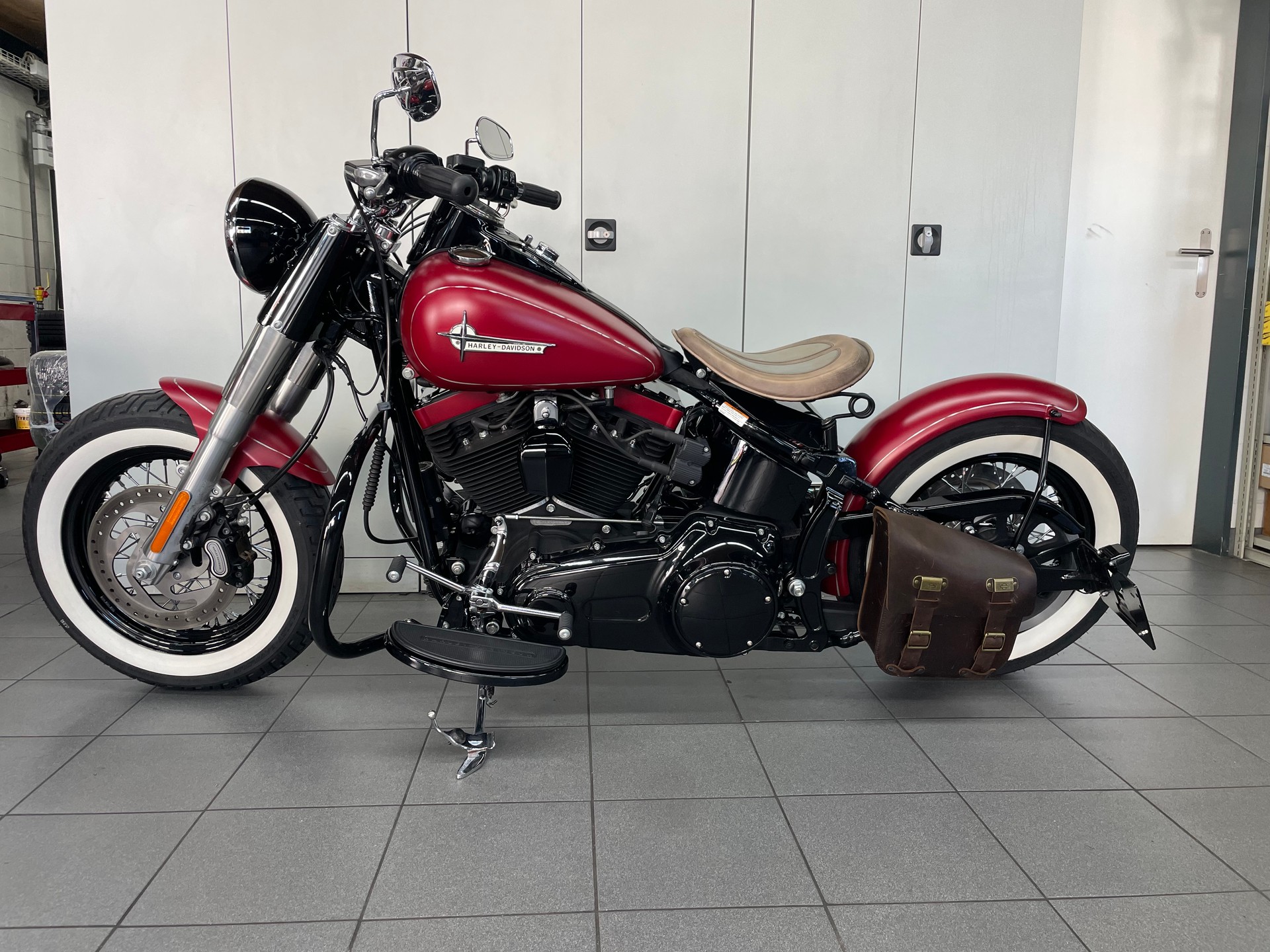 HARLEY-DAVIDSON FLS Softail Slim ABS-image-1