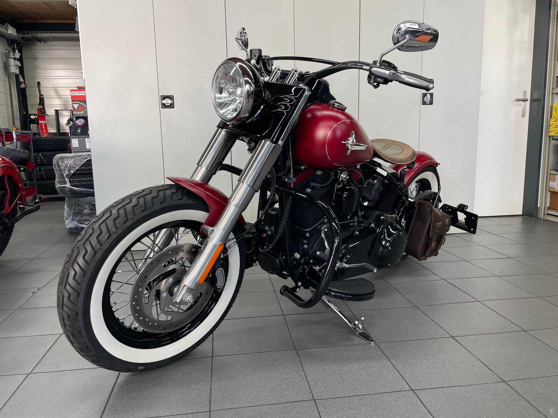 HARLEY-DAVIDSON FLS Softail Slim ABS-image-2