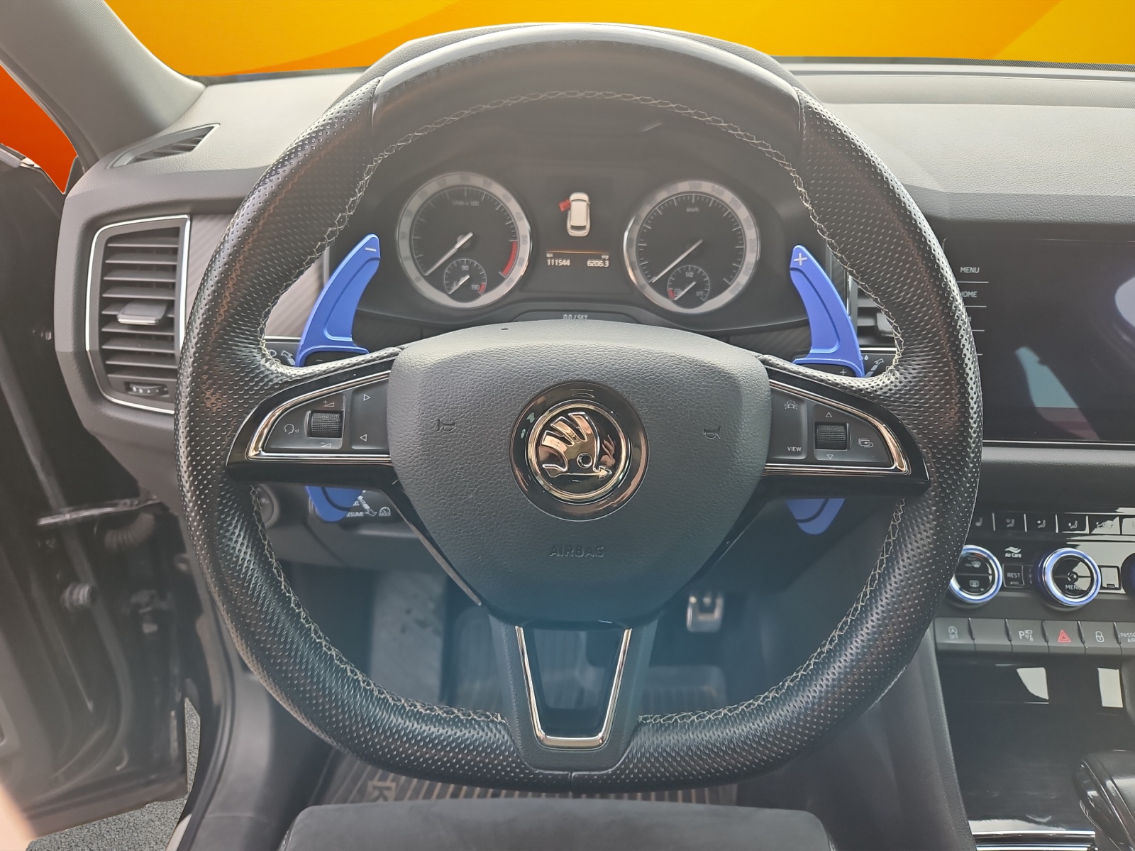 SKODA Kodiaq 2.0 TDI CR Sport Line 4x4 DSG-image-10