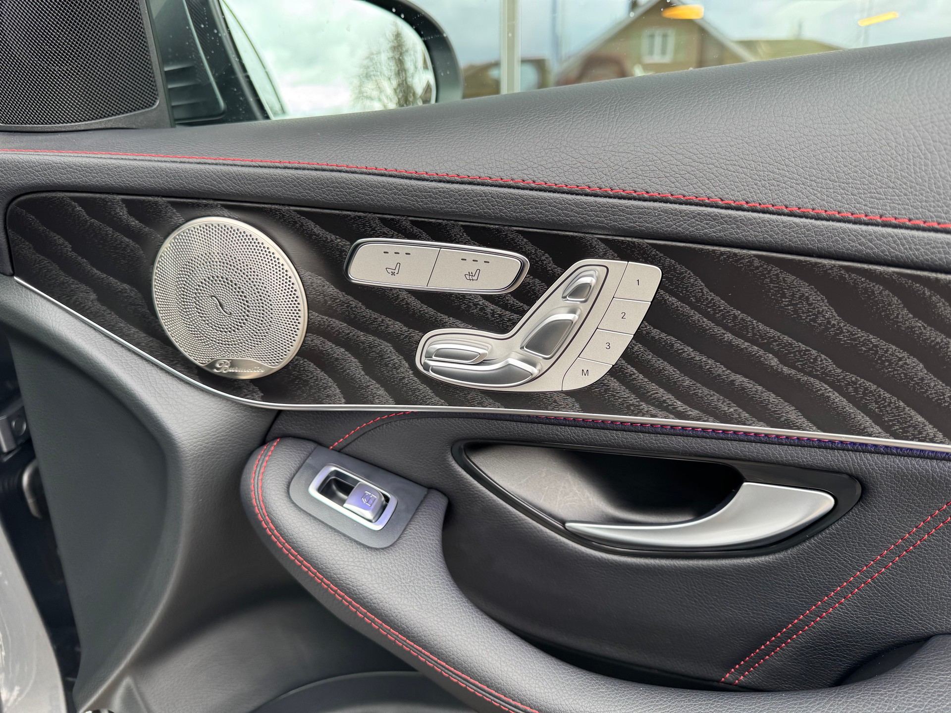 MERCEDES-BENZ GLC 43 AMG 4Matic 9G-Tronic-image-17