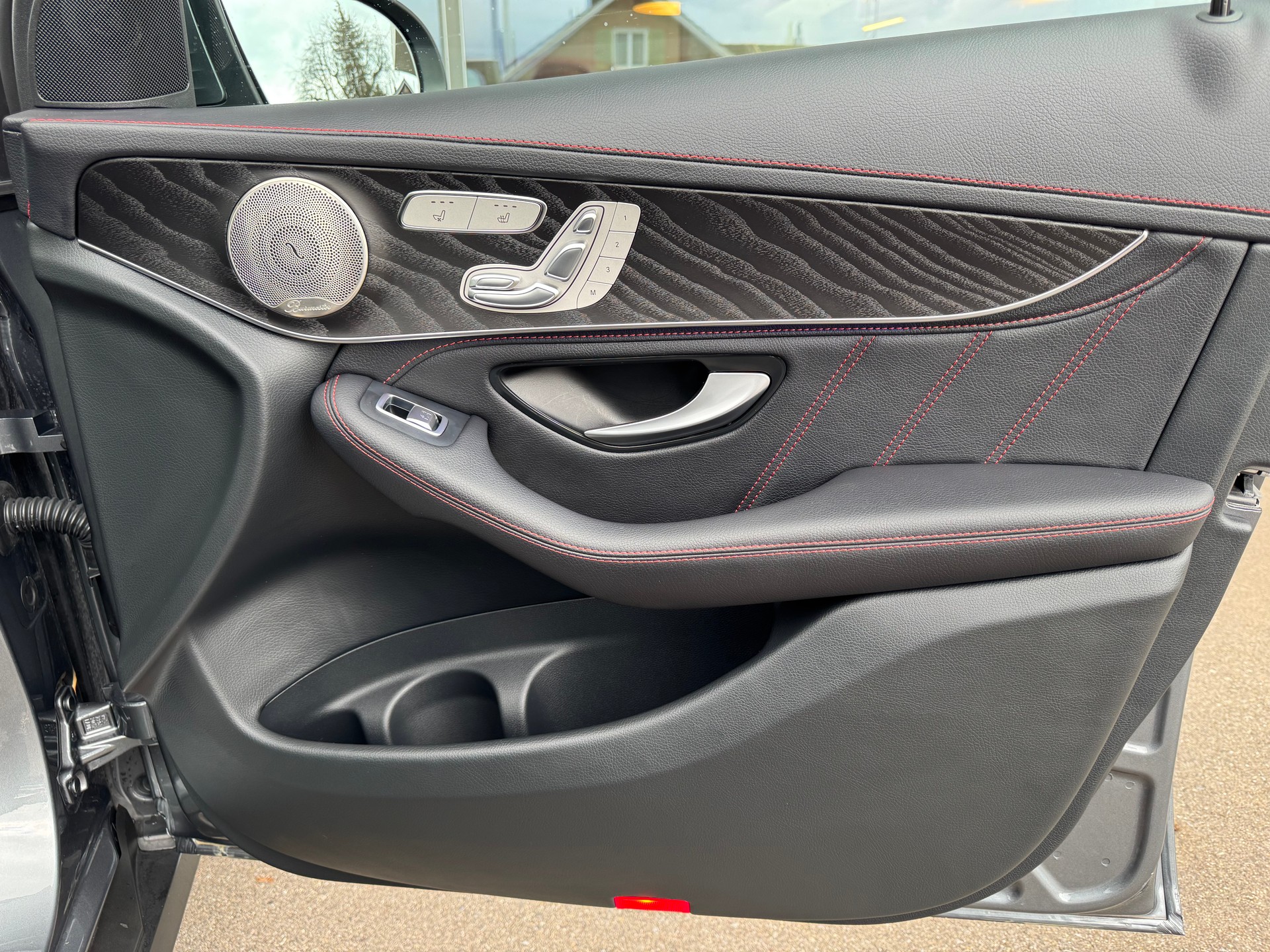 MERCEDES-BENZ GLC 43 AMG 4Matic 9G-Tronic-image-16