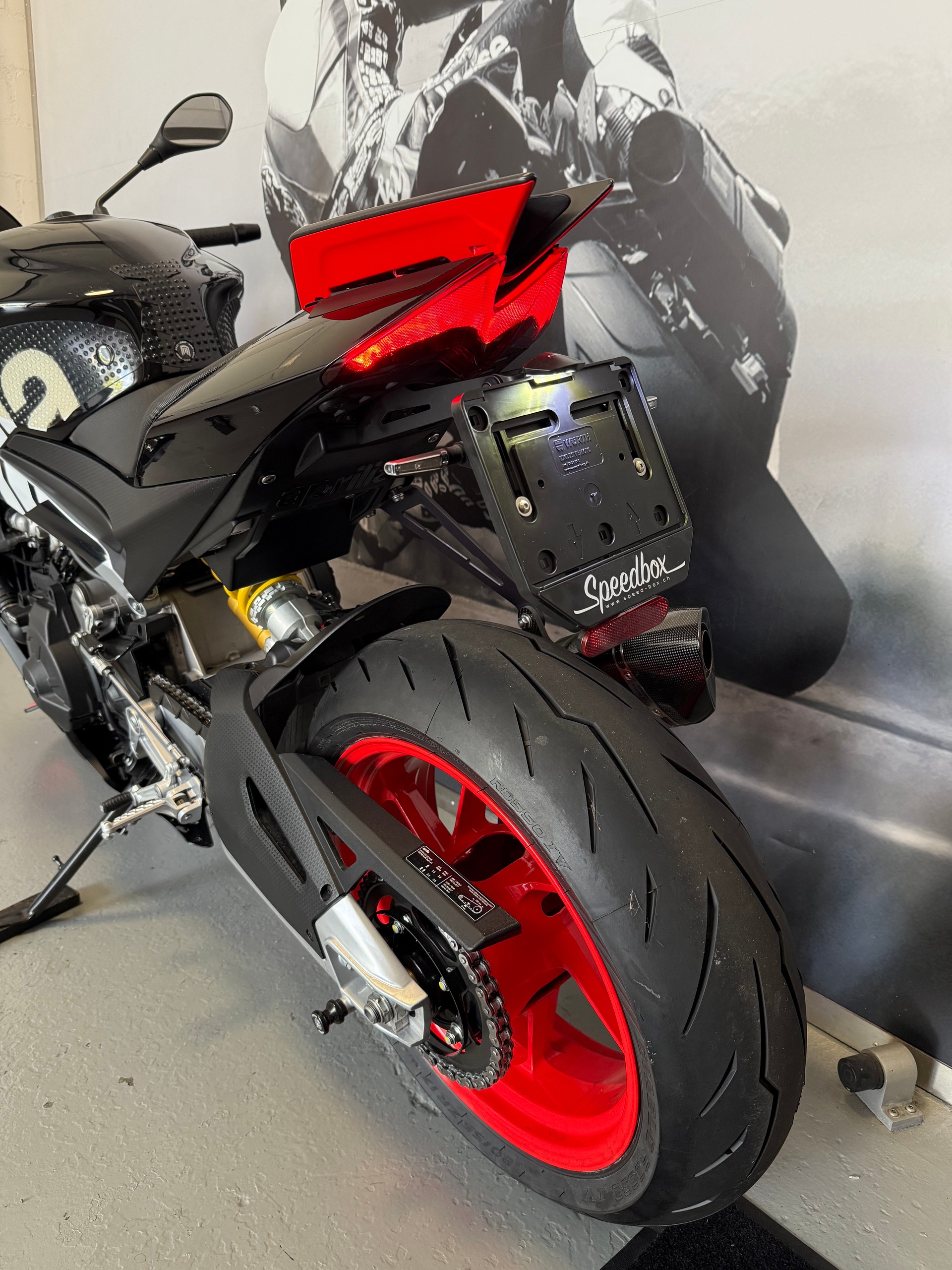 APRILIA Tuono 660 Factory-image-6