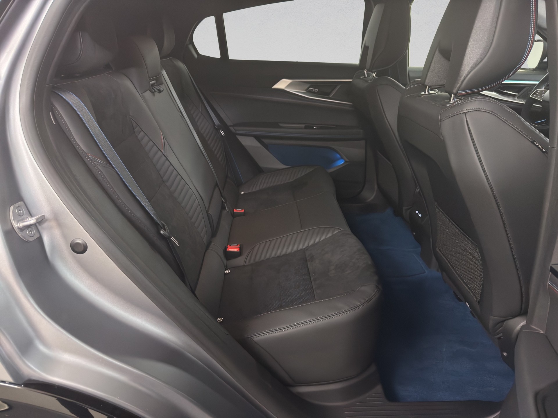 RENAULT Rafale 1.2 E-Tech Plug-in Hybrid 300 4x4 Atelier Alpine-image-14