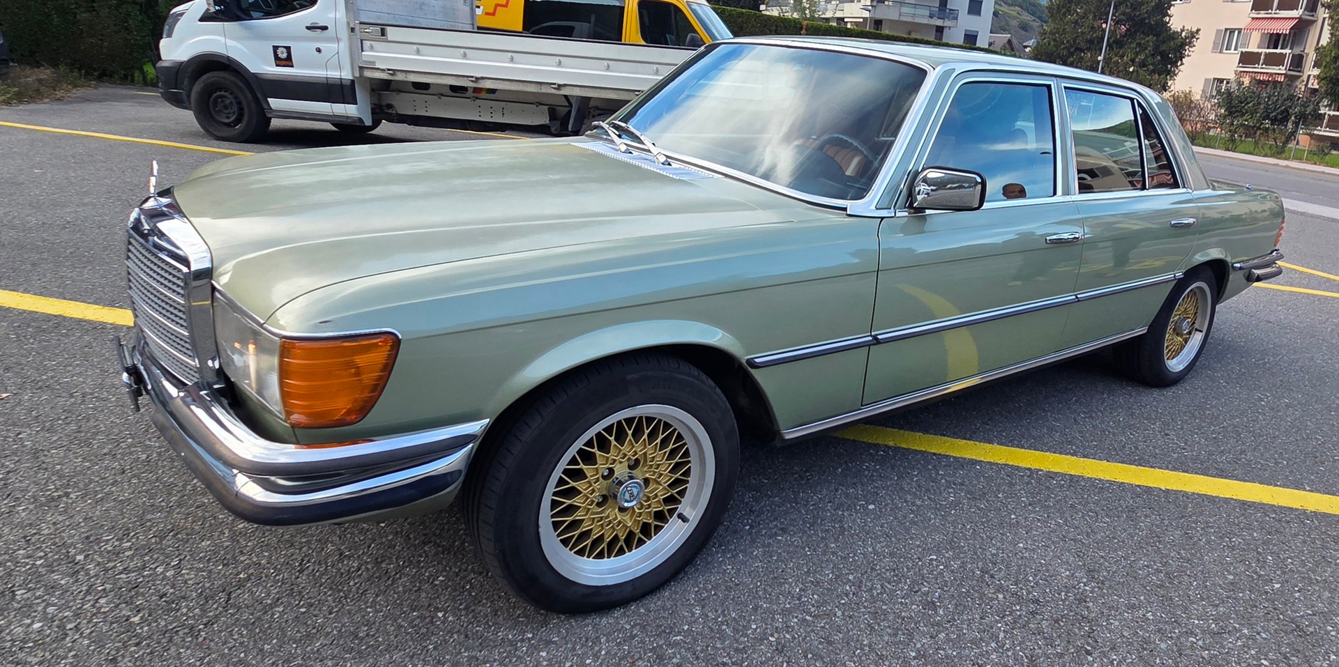 MERCEDES-BENZ 280 SE-image-4