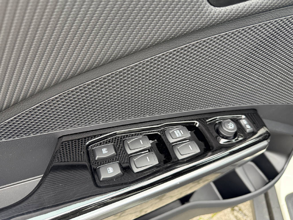KGM-SsangYong Tivoli 1.5 T-Gdi Platinum-image-17
