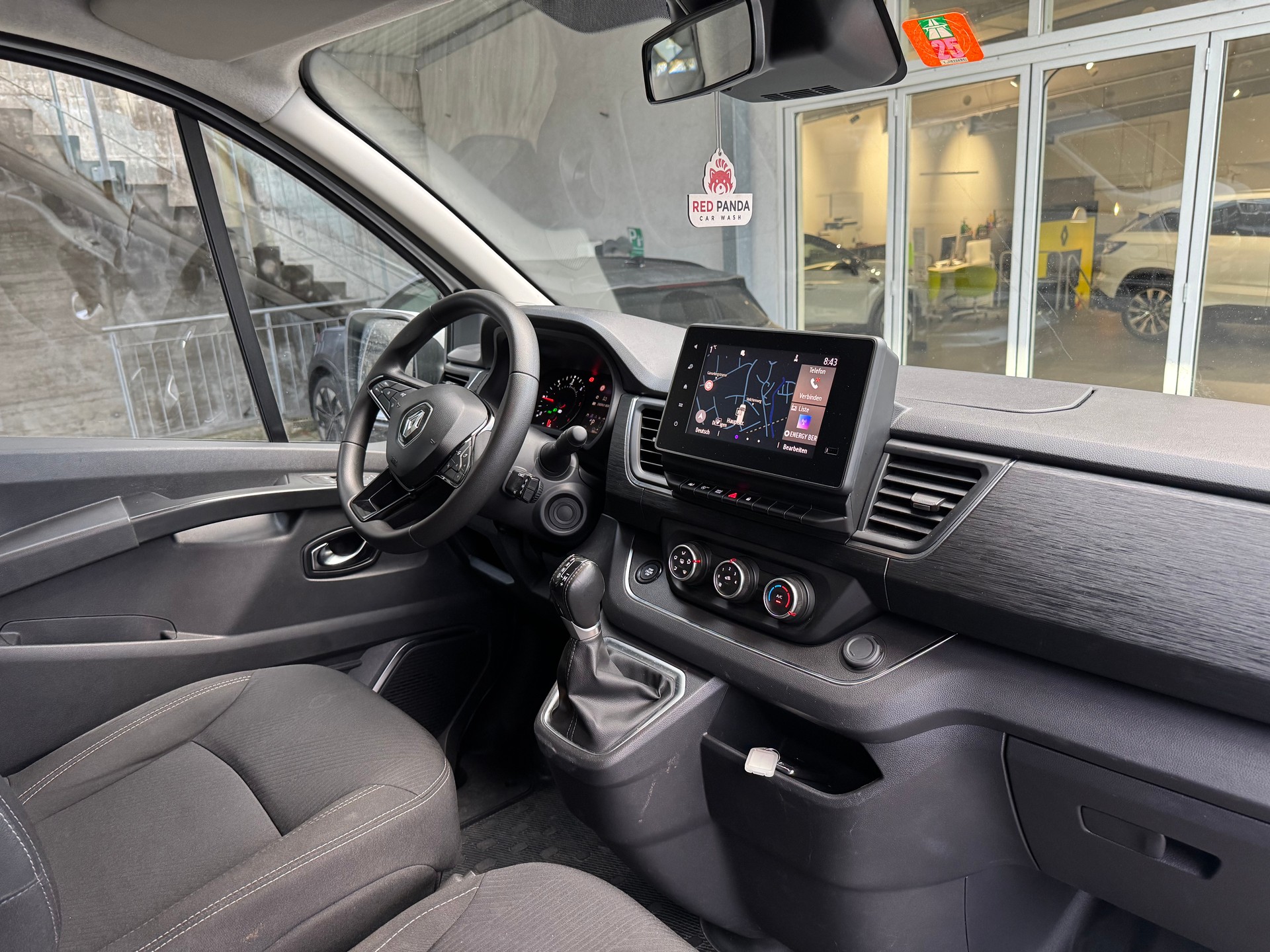 RENAULT Trafic Blue dCi 170 Grand Passenger Techno EDC-image-13