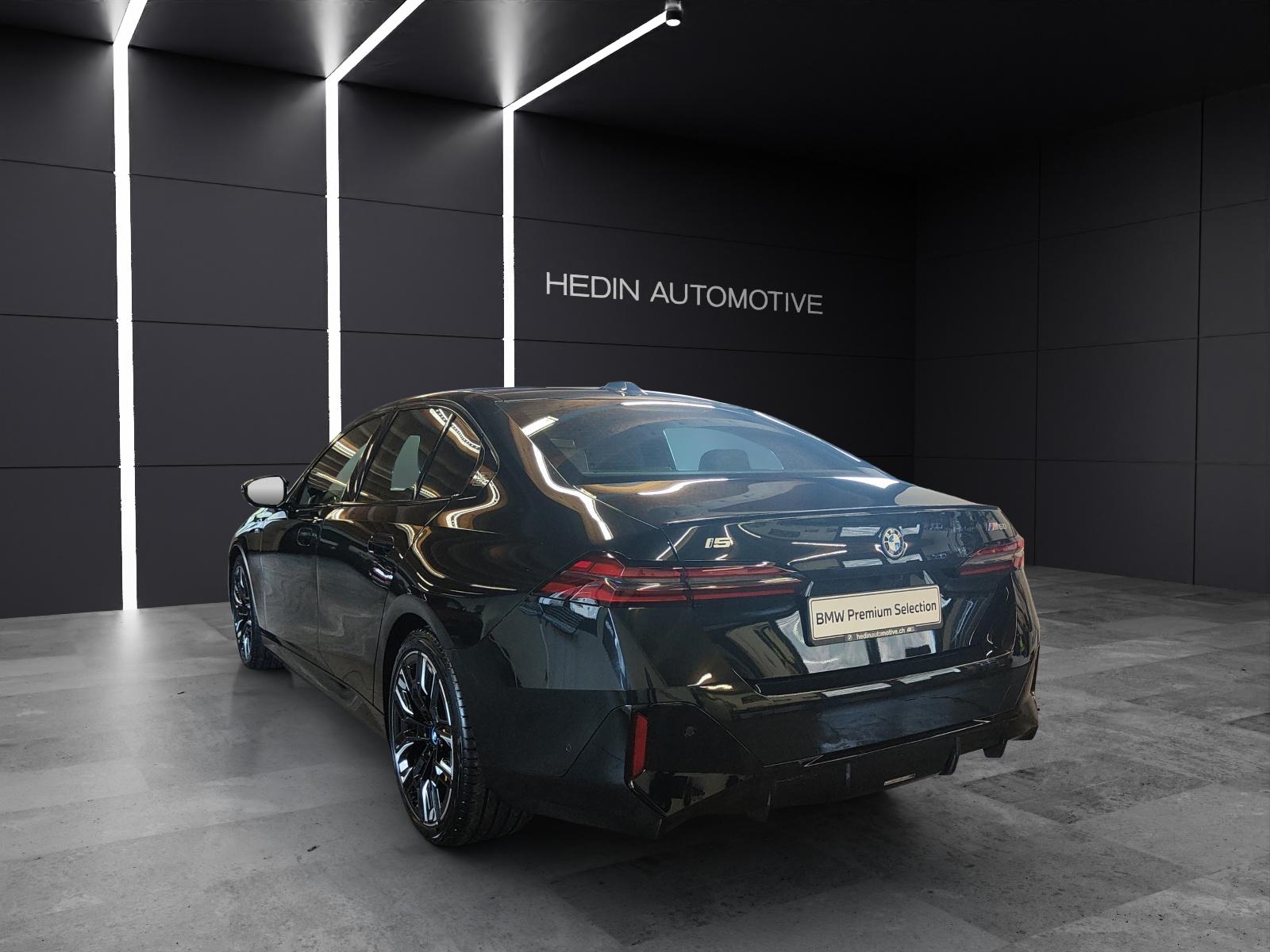BMW i5 M60 xDrive-showroom-element-2