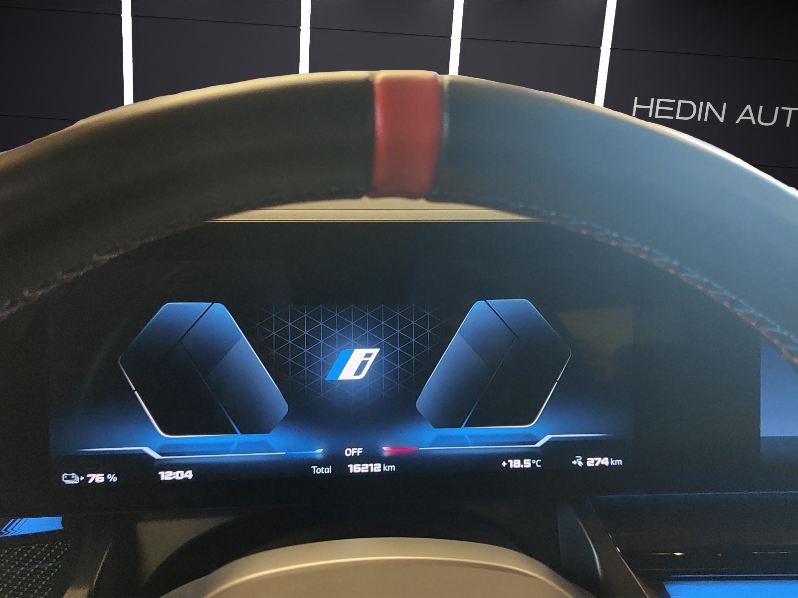 BMW i5 M60 xDrive-image-17