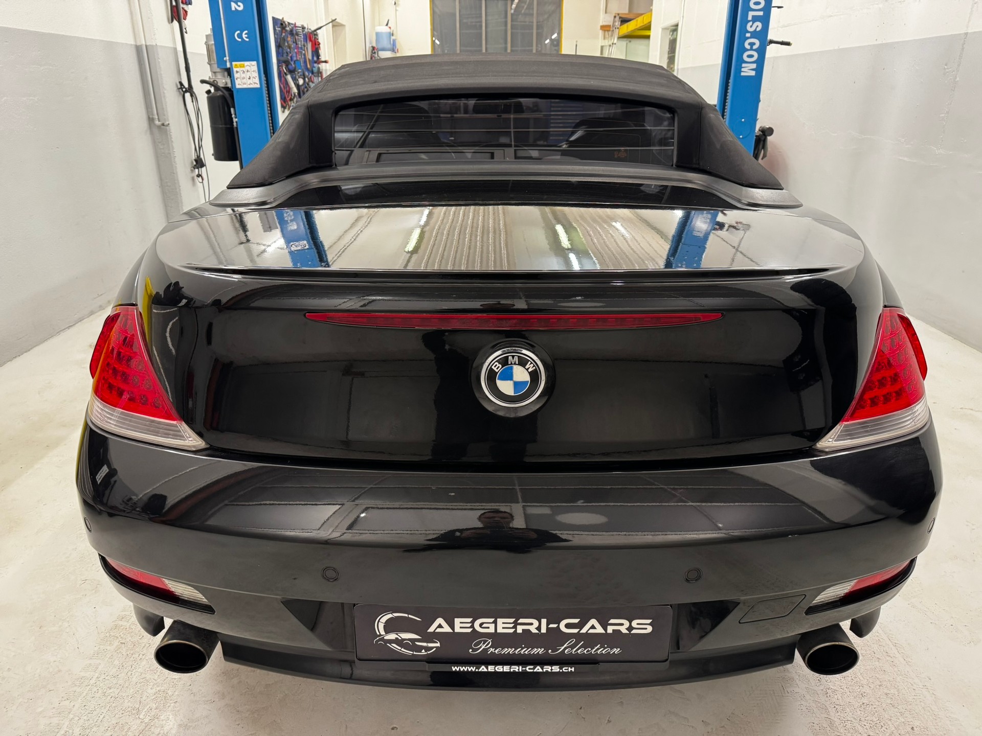 BMW 645i-image-9