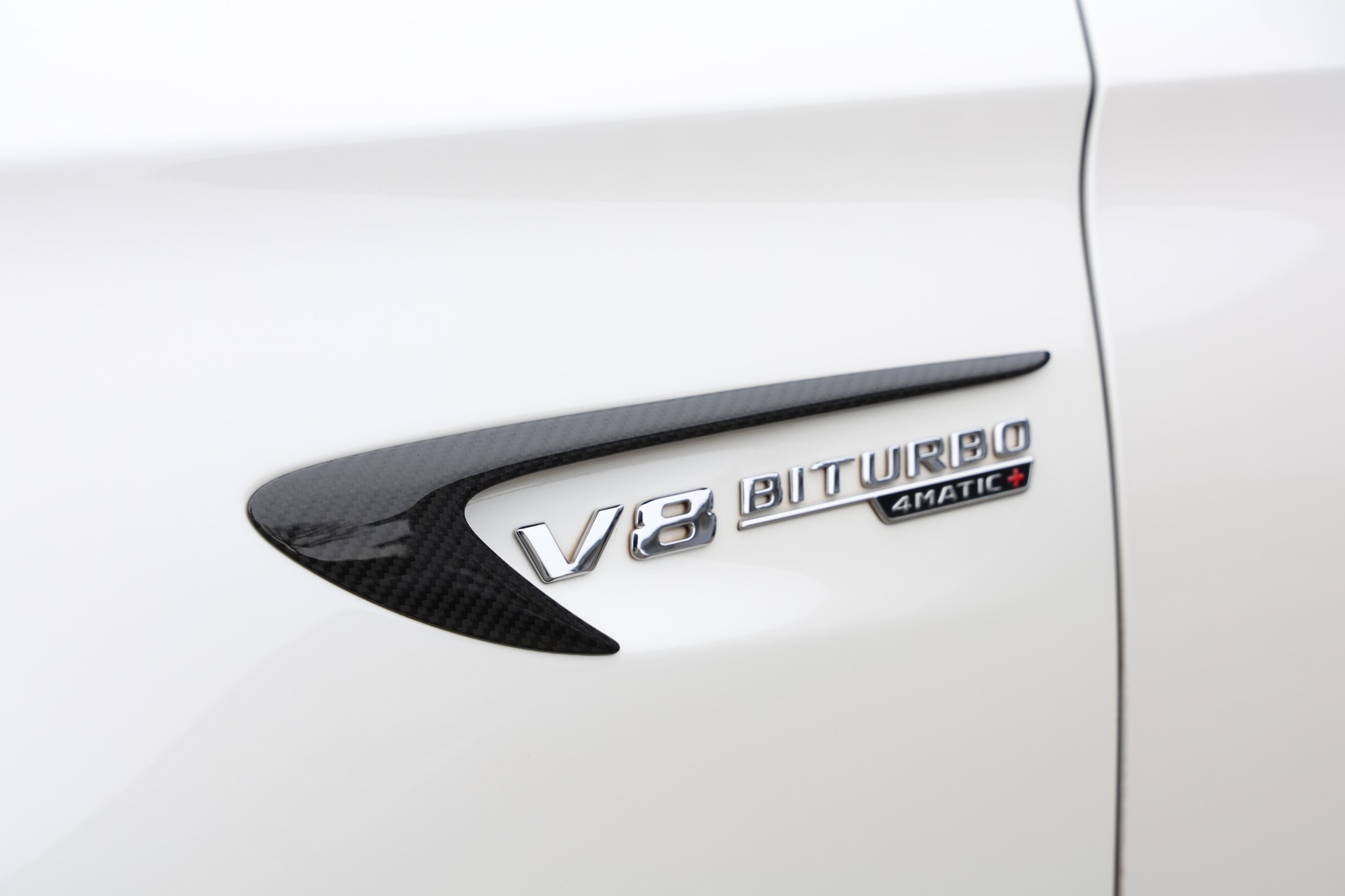 MERCEDES-BENZ E 63 AMG S 4Matic Speedshift MCT *CH-Fahrzeug*Facelift*Carbon Exterieur*-image-9