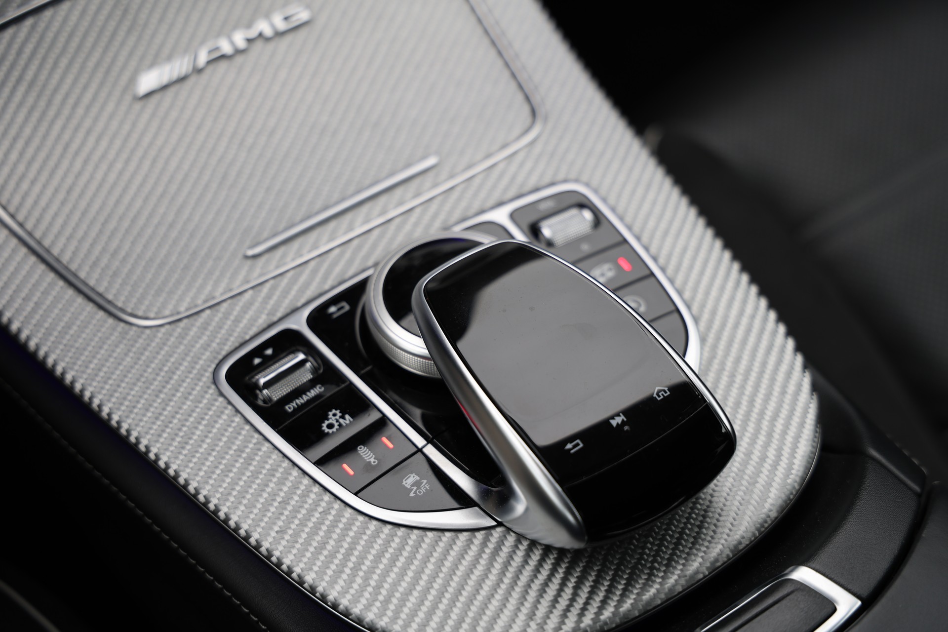 MERCEDES-BENZ E 63 AMG S 4Matic Speedshift MCT *CH-Fahrzeug*Facelift*Carbon Exterieur*-image-26