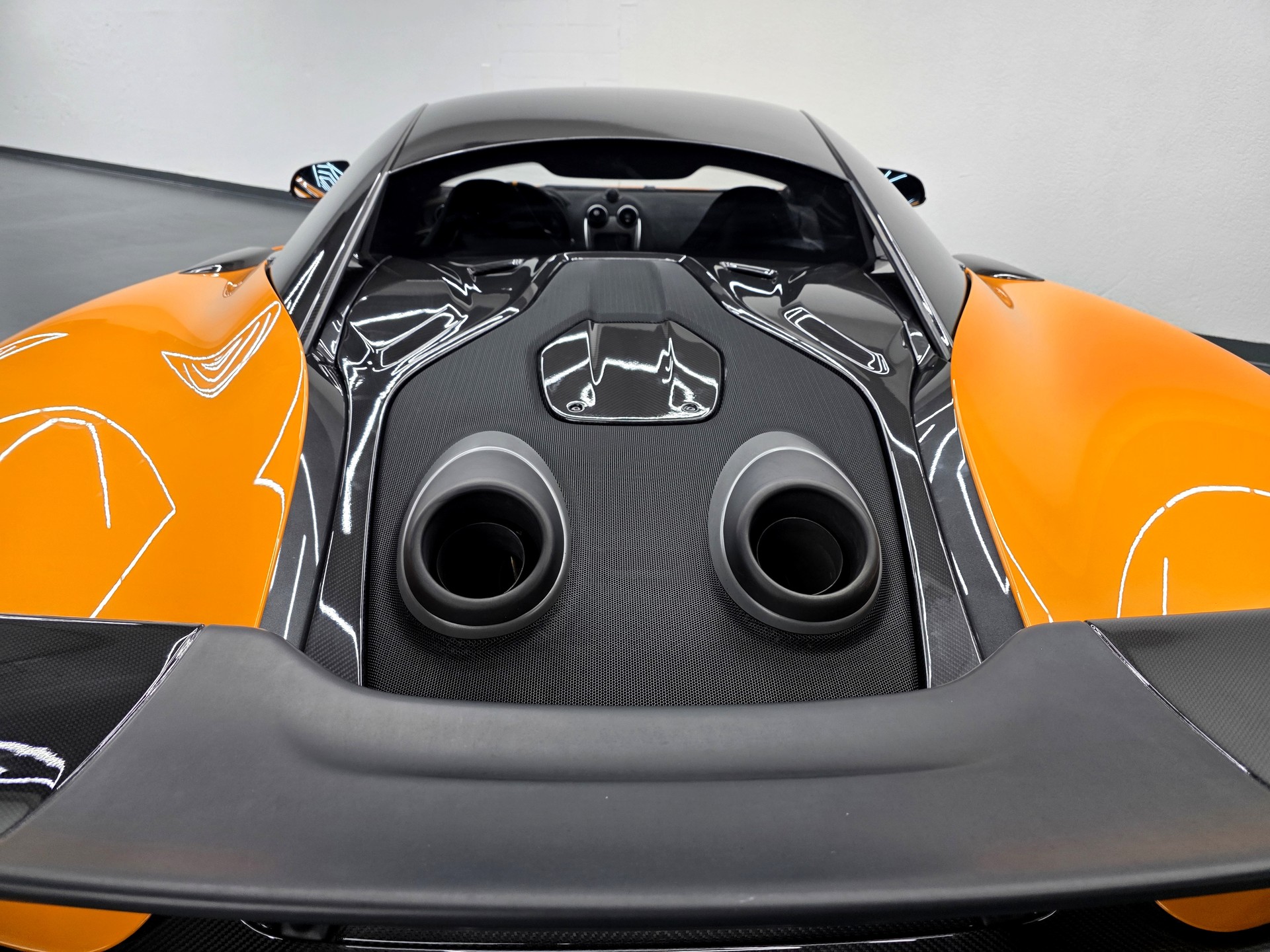 McLAREN 600LT Coupé 3.8 V8 SSG-image-9