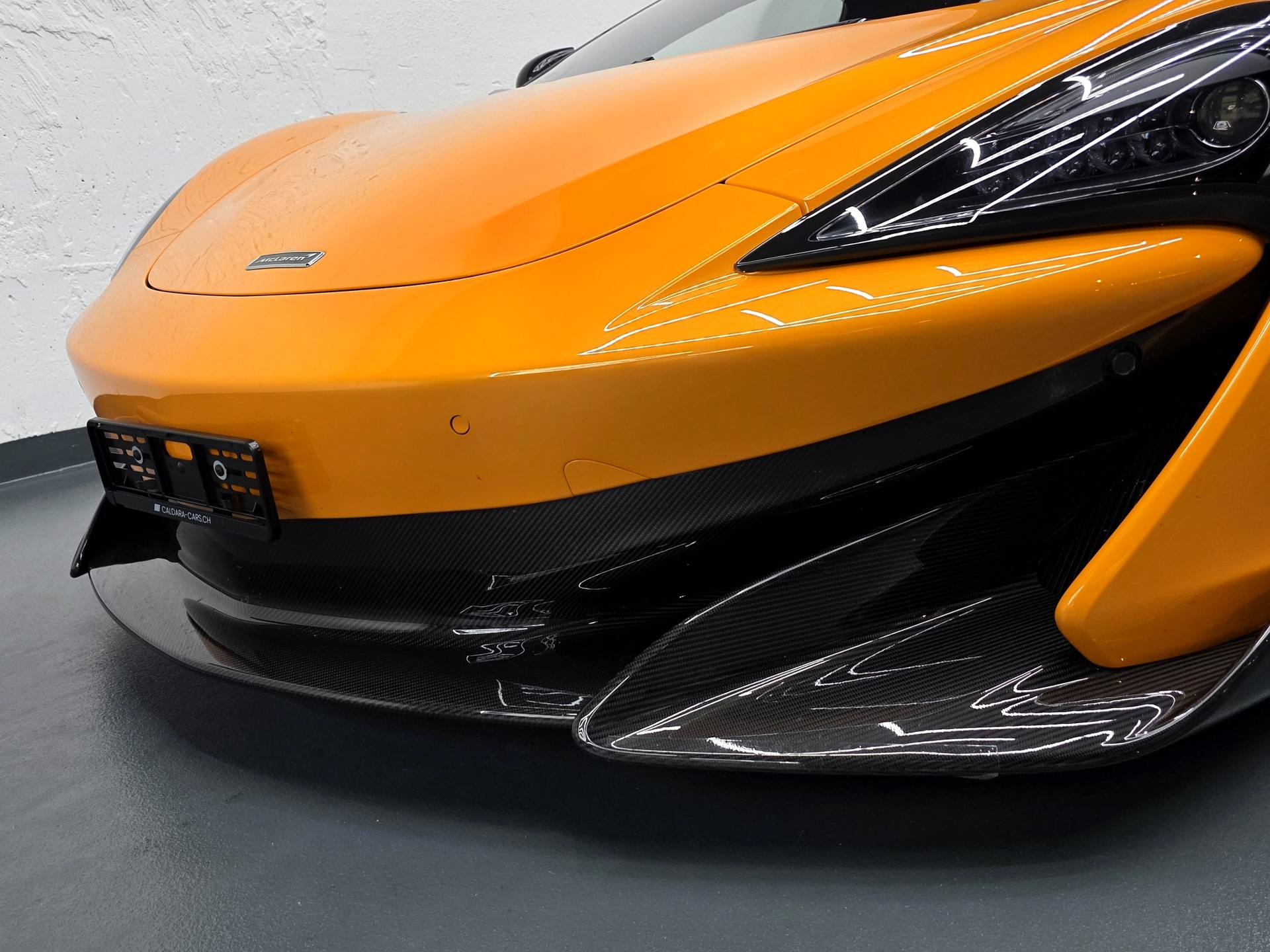 McLAREN 600LT Coupé 3.8 V8 SSG-image-13