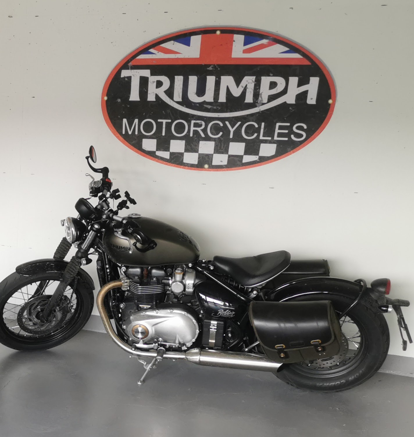 TRIUMPH Bonneville 1200 Bobber ABS