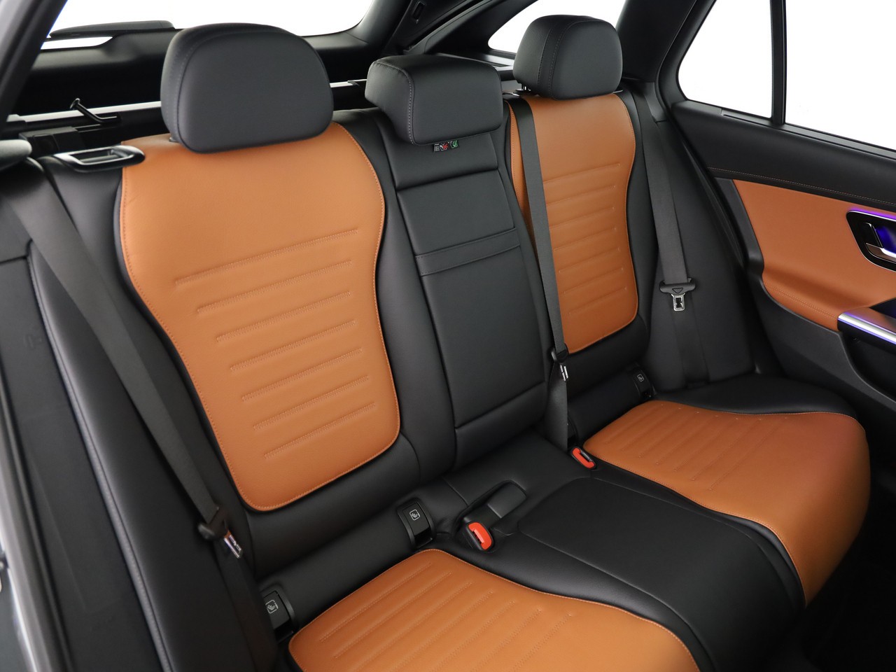 MERCEDES-BENZ C 220 d T 4 Matic-image-11