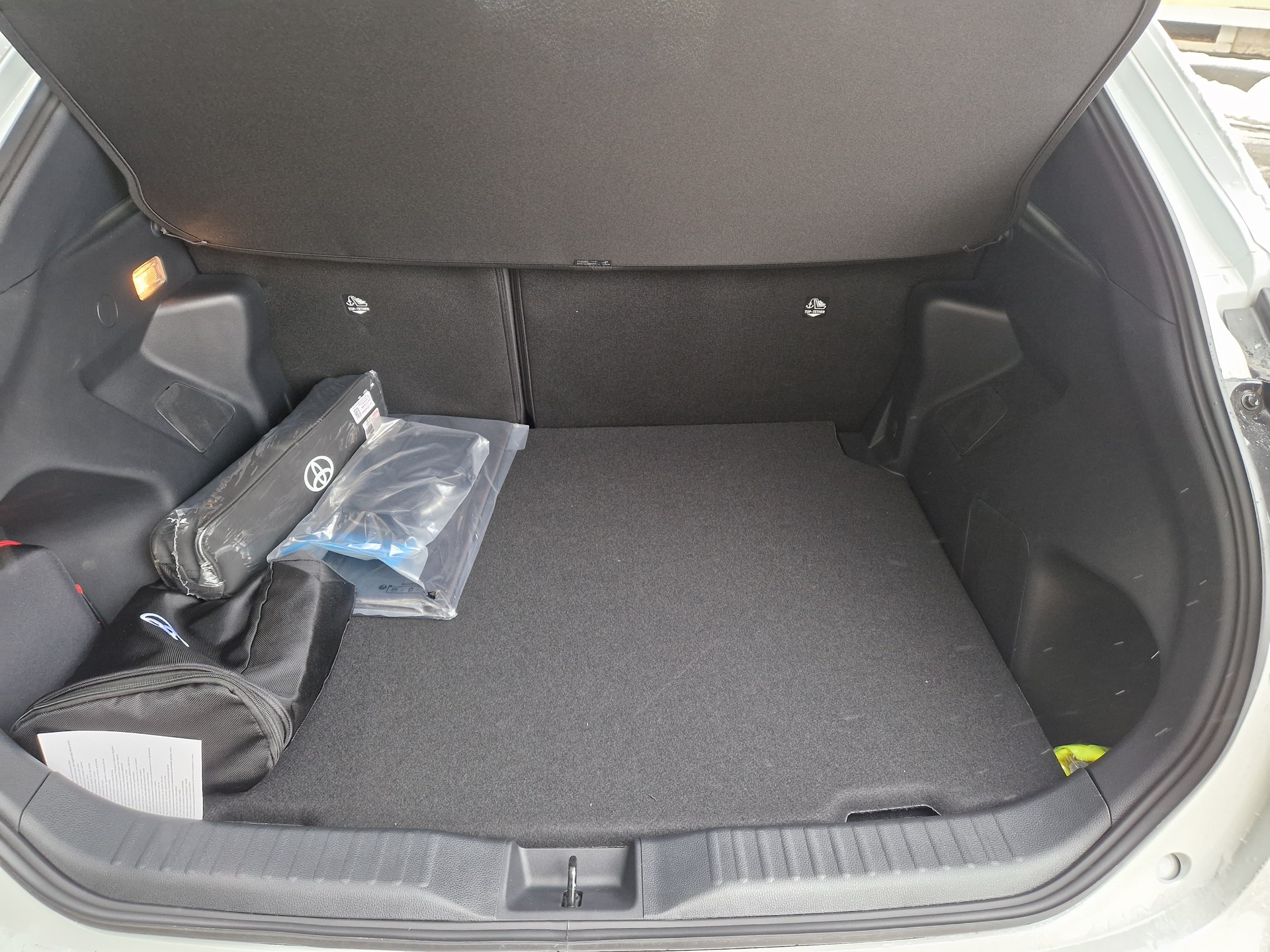 TOYOTA Yaris Cross 1.5 Sport e-CVT-image-3