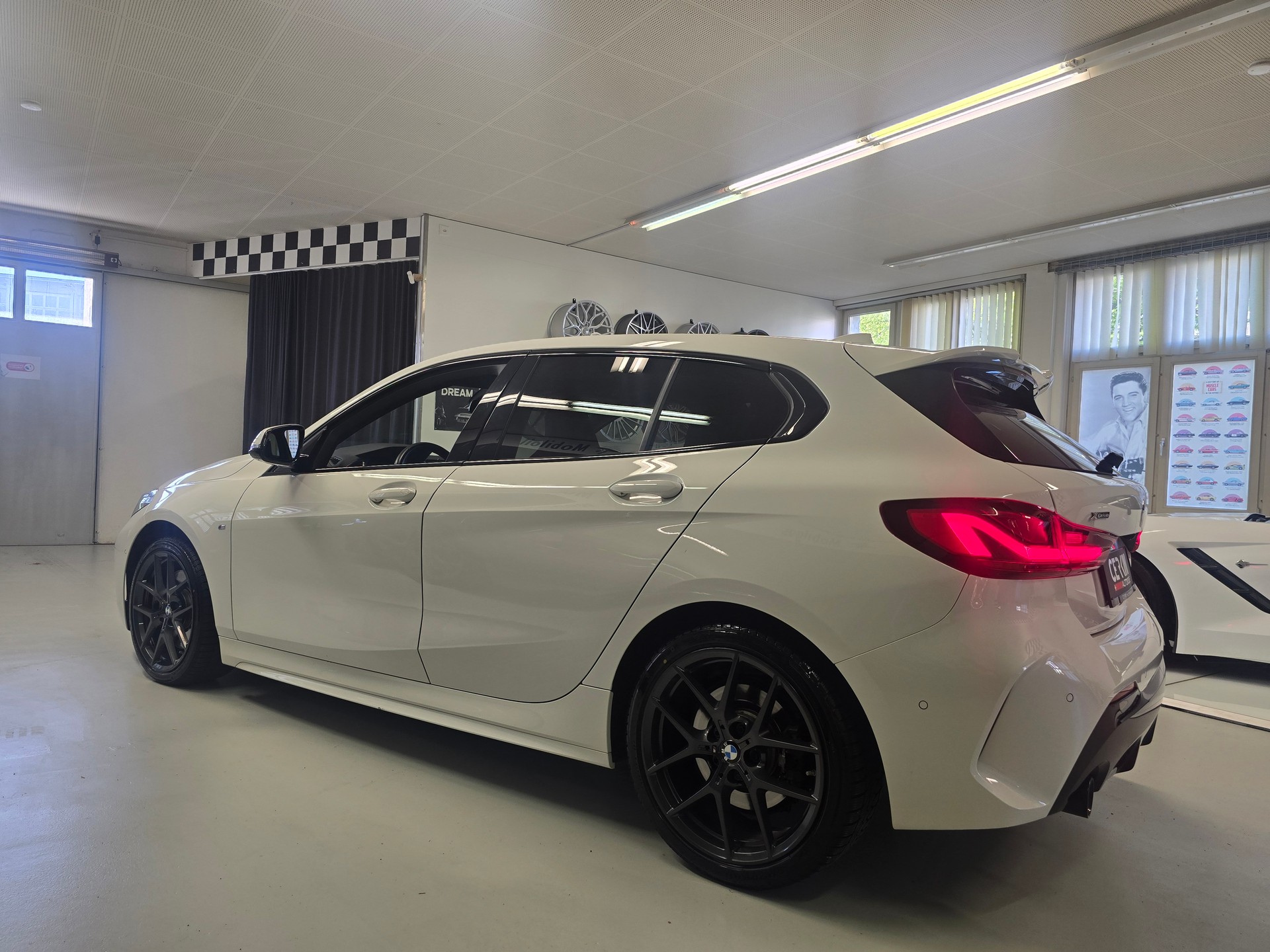 BMW 120d xDrive Steptronic M Sport-image-4