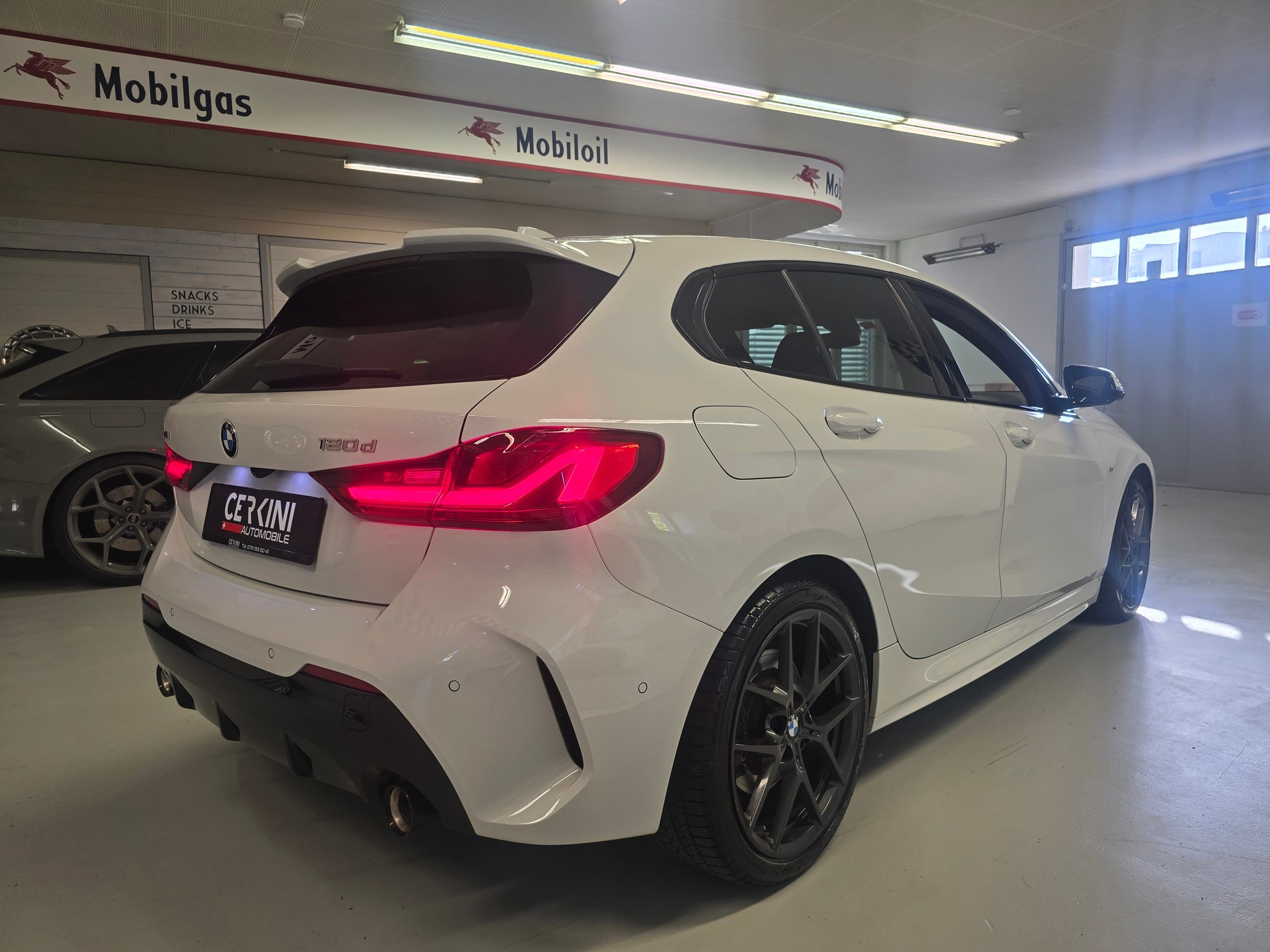 BMW 120d xDrive Steptronic M Sport-image-3