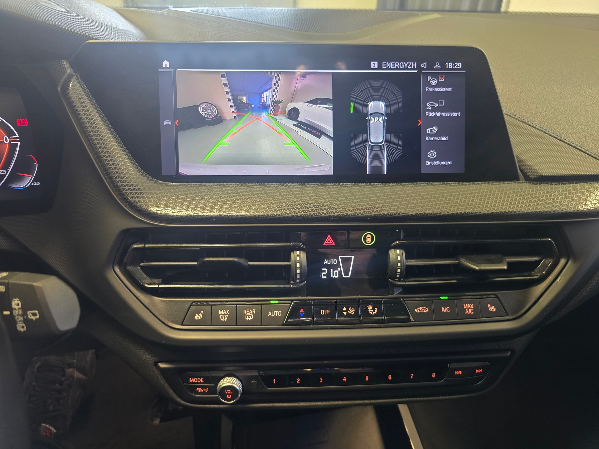 BMW 120d xDrive Steptronic M Sport-image-7