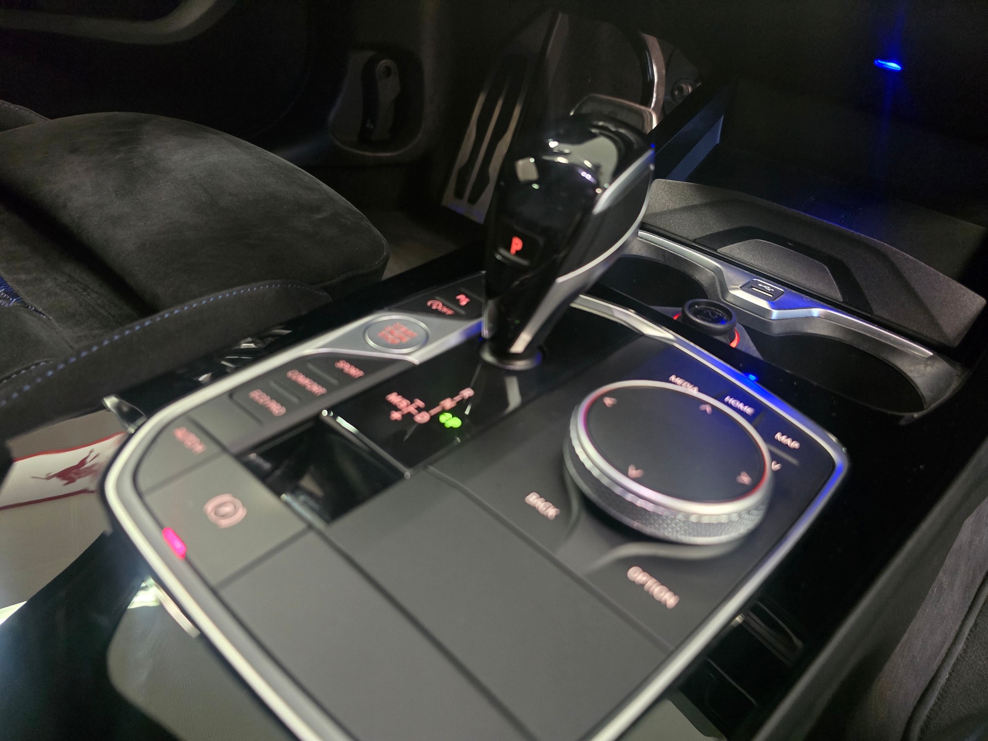 BMW 120d xDrive Steptronic M Sport-image-10