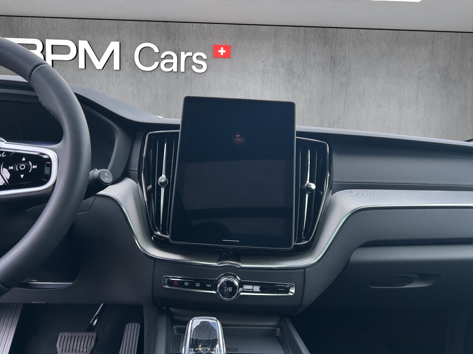 VOLVO XC60 T8 eAWD PluginHybrid Black Edition Geartronic-image-10