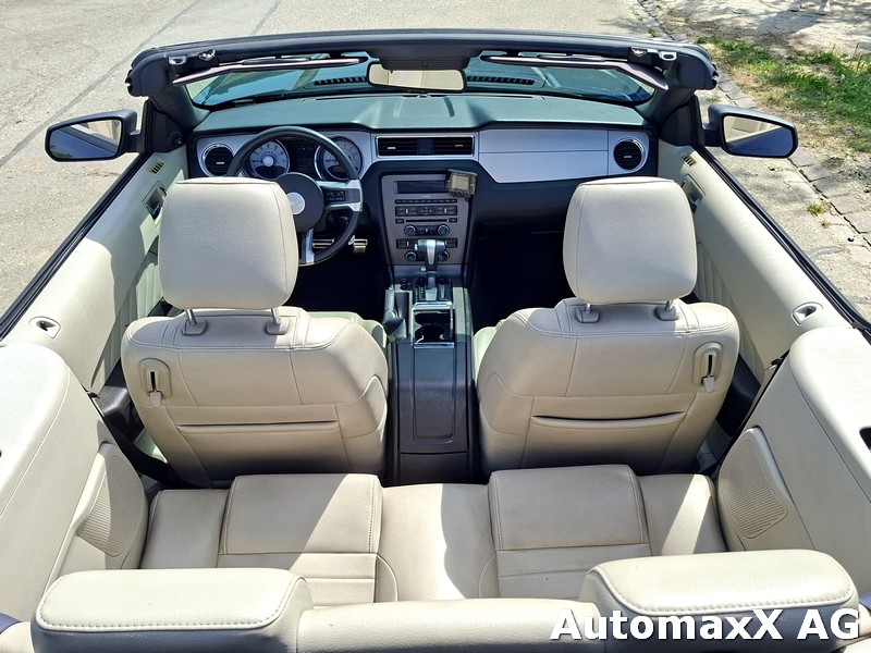 FORD Mustang Cabrio 4.0 V6 Premium-image-13
