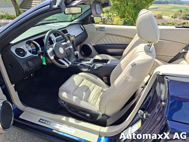 FORD Mustang Cabrio 4.0 V6 Premium-image-14