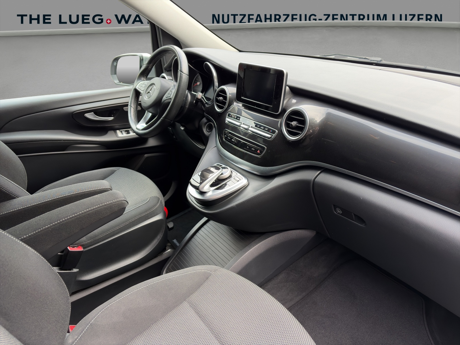 MERCEDES-BENZ V 220 d lang 7G-Tronic-image-15