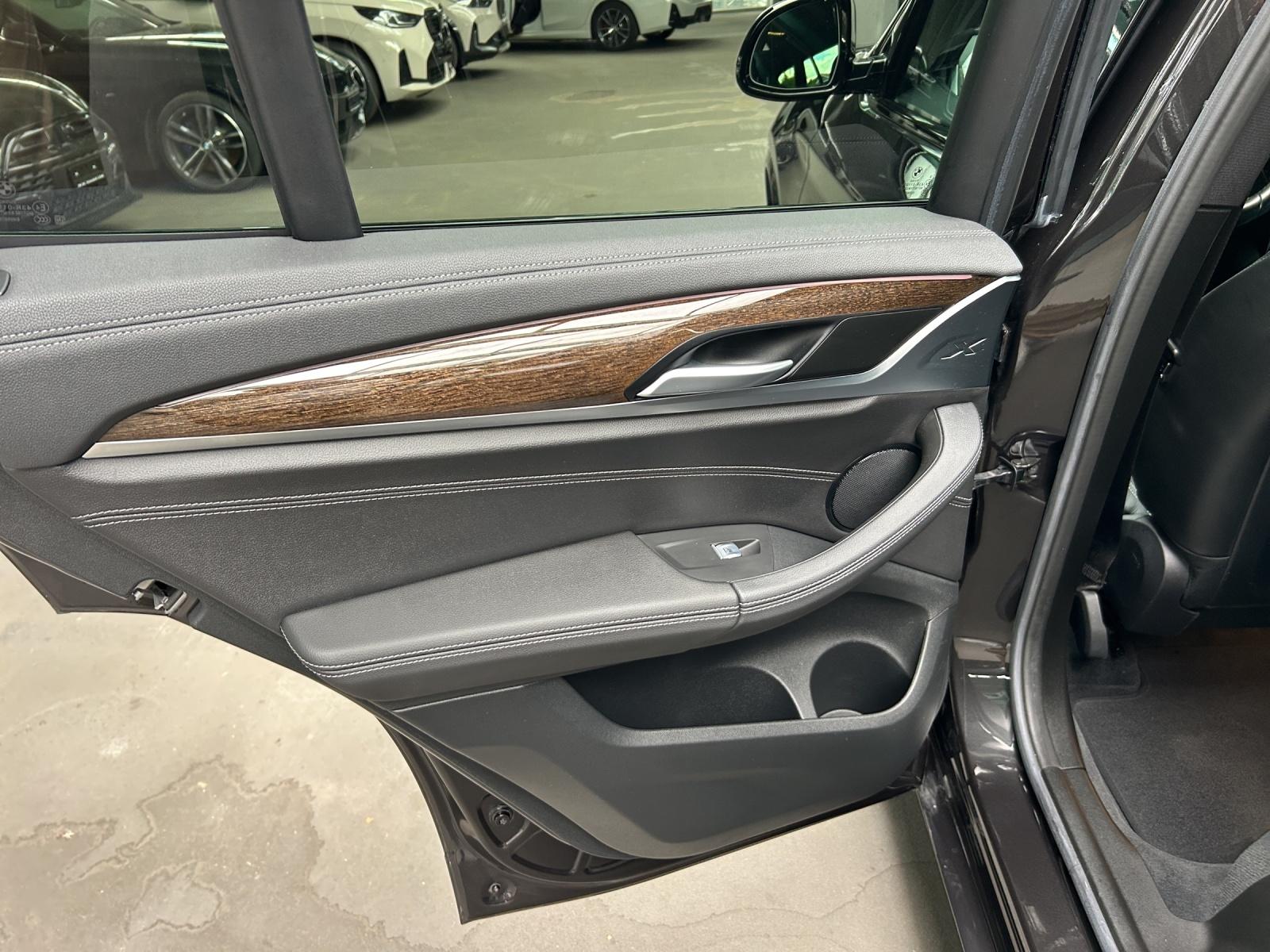 BMW X3 20d xDrive SAG-image-18