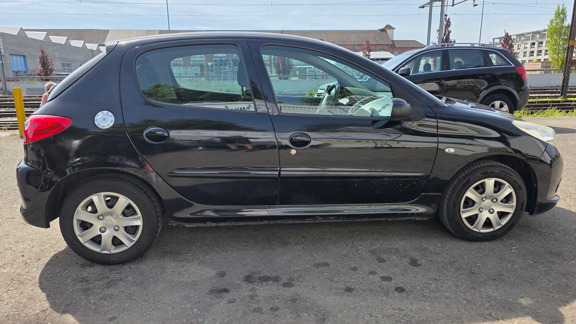 PEUGEOT 206+ 1.4 Trendy-image-3