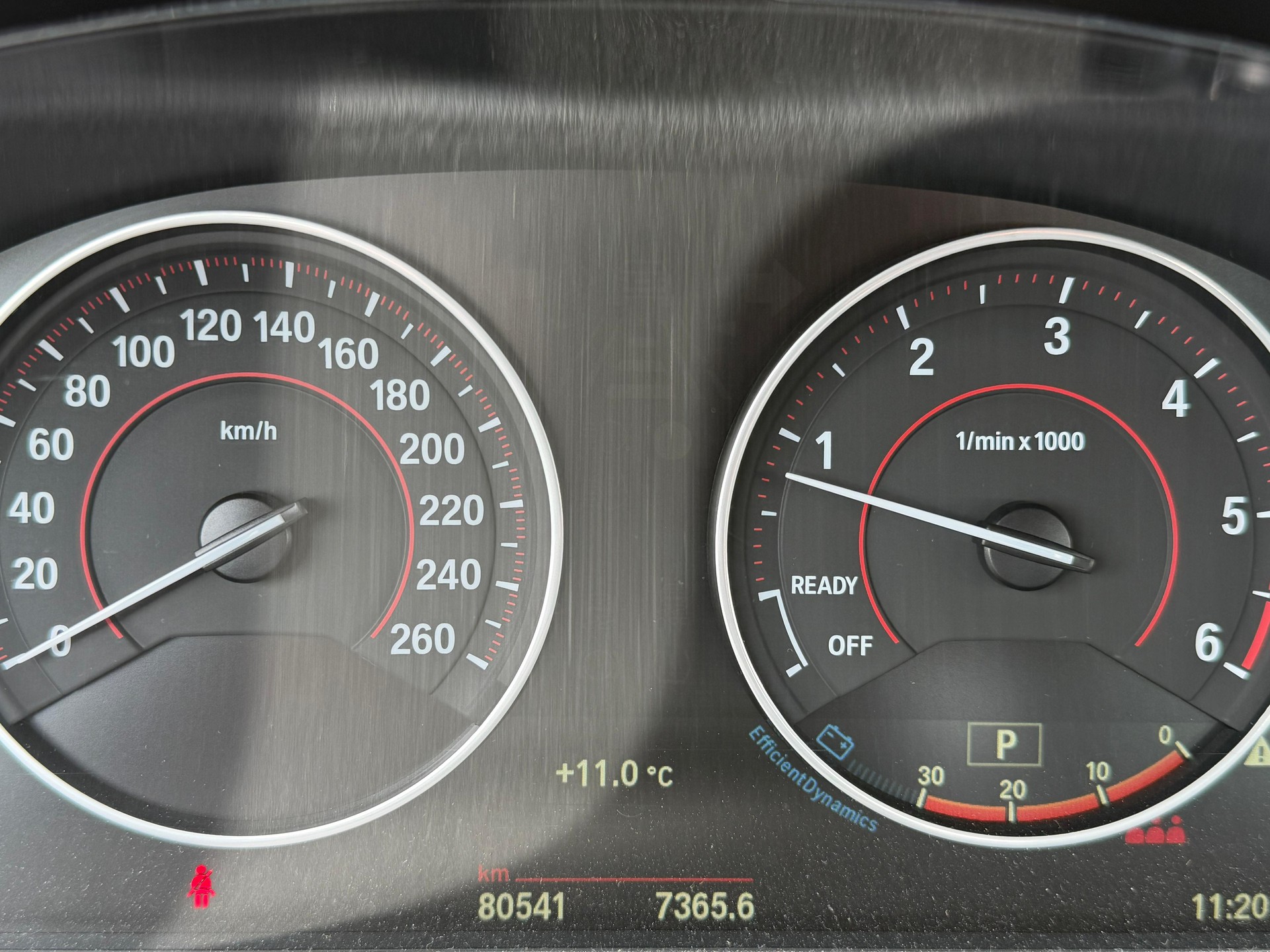 BMW 320d xDrive Touring Sport Line Steptronic-image-10