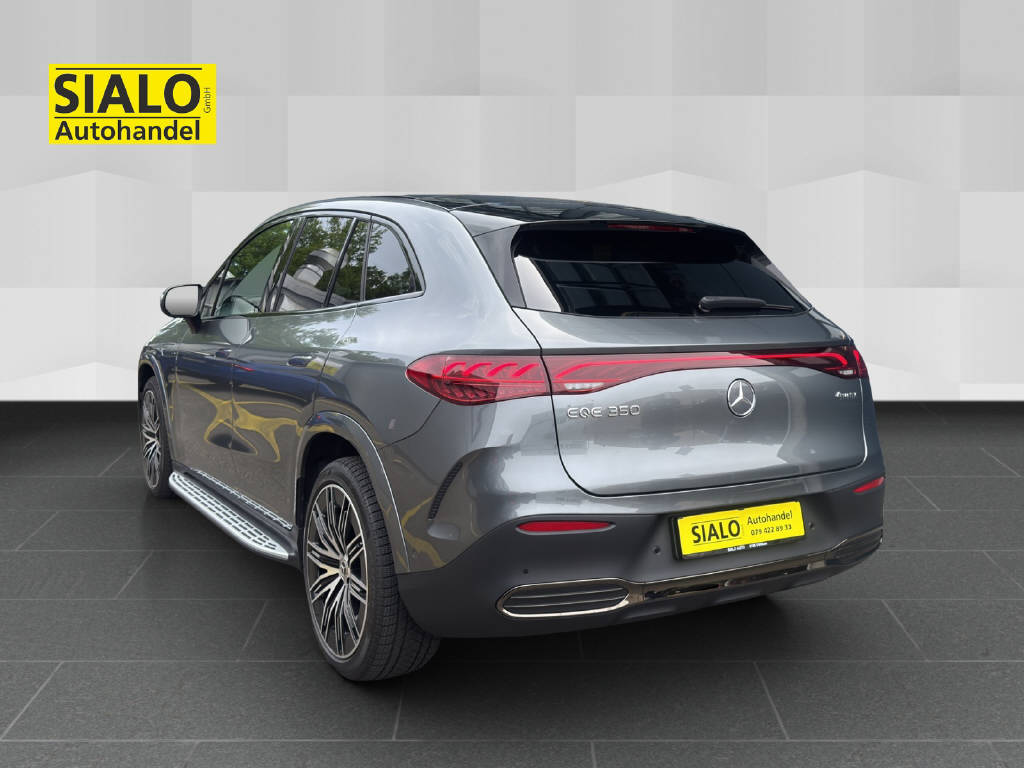 MERCEDES-BENZ EQE 350 AMG Line 4matic-image-4