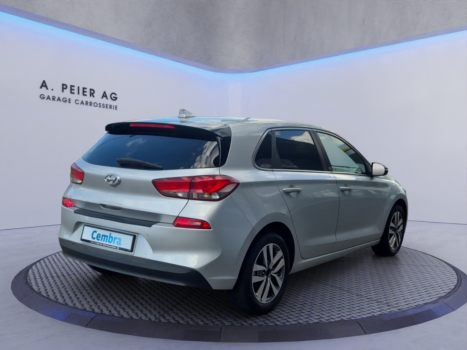 HYUNDAI i30 1.4 T-GDI Amplia DCT-showroom-element-3