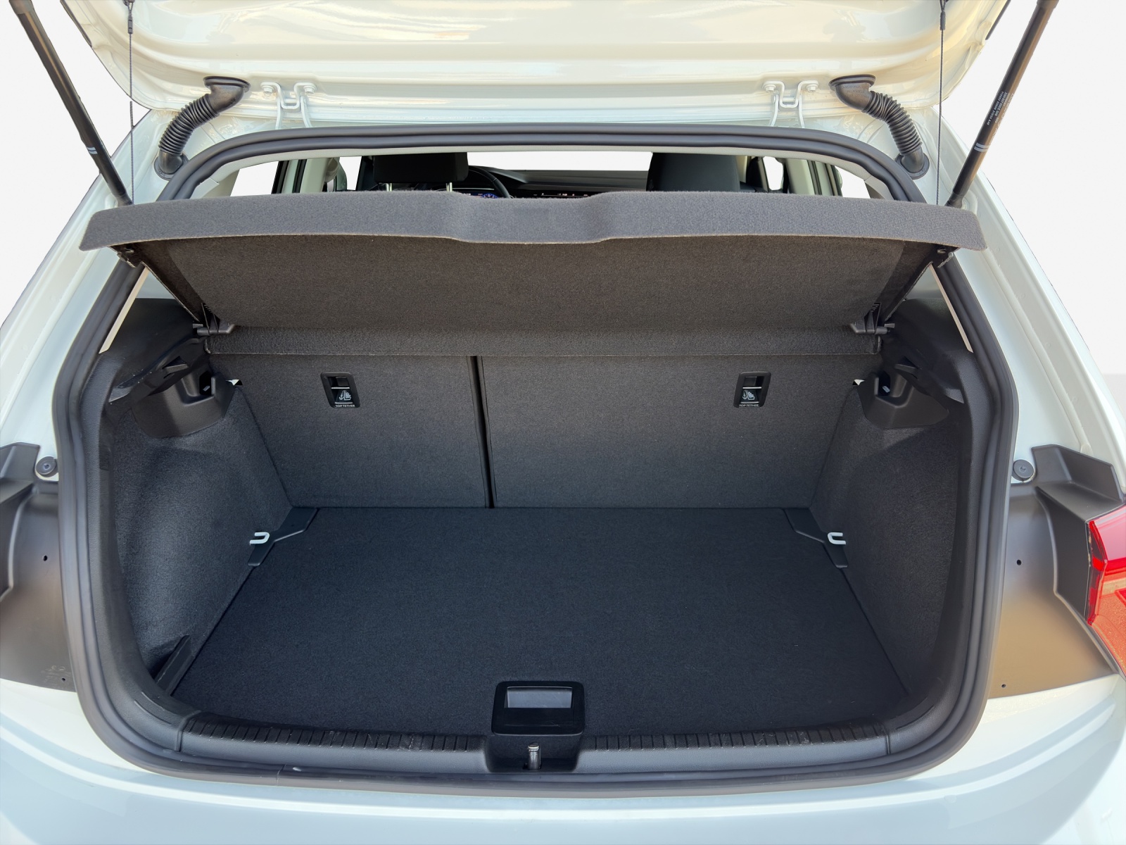 VW Polo 1.0 TSI Style-image-12