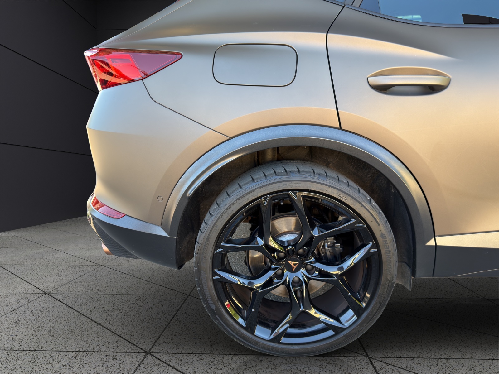 CUPRA Formentor 2.5TSI VZ5 4Drive DSG Century 210/222-image-5