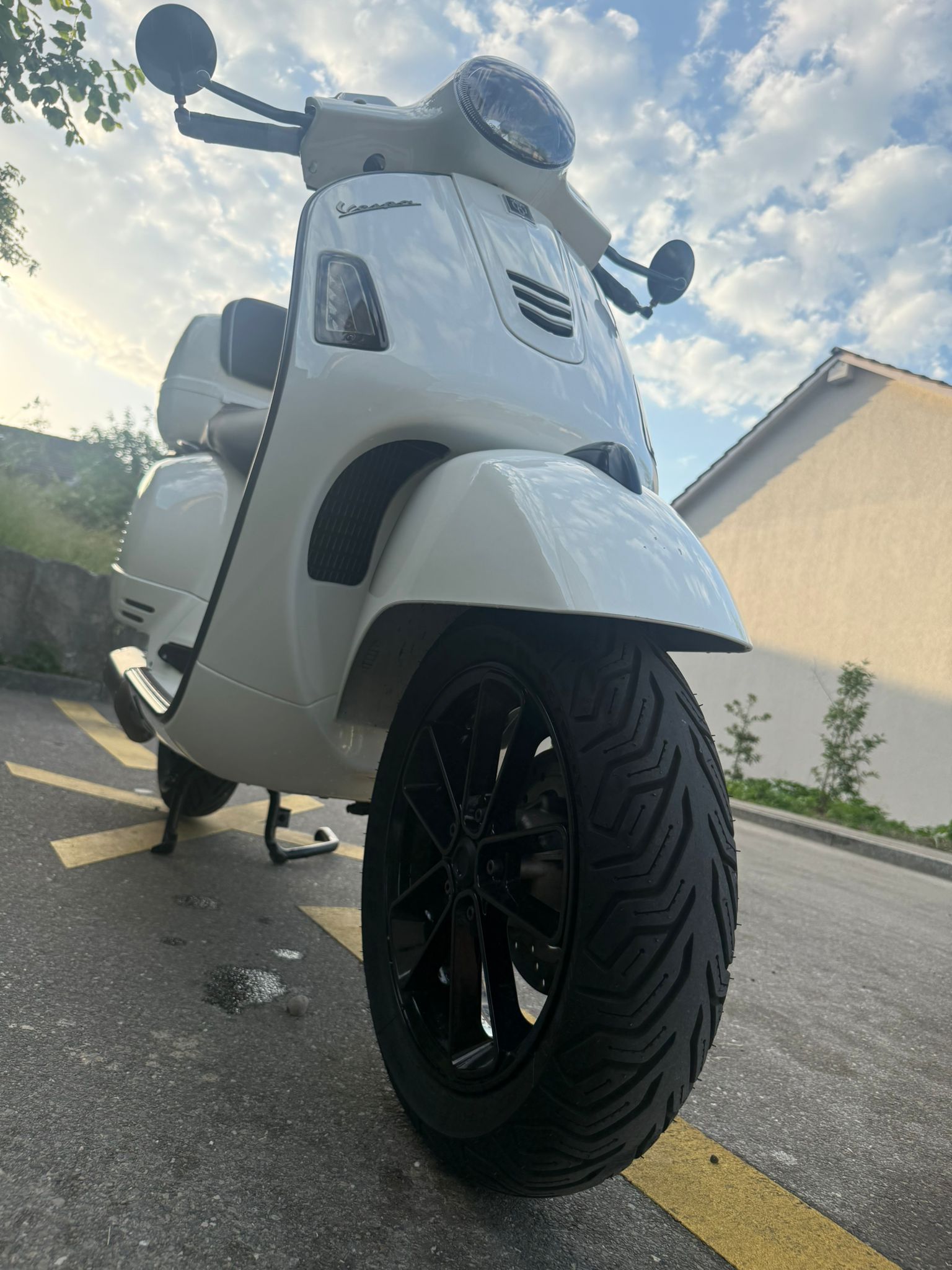 PIAGGIO Vespa GTS Super 300 i.e ABS-image-4