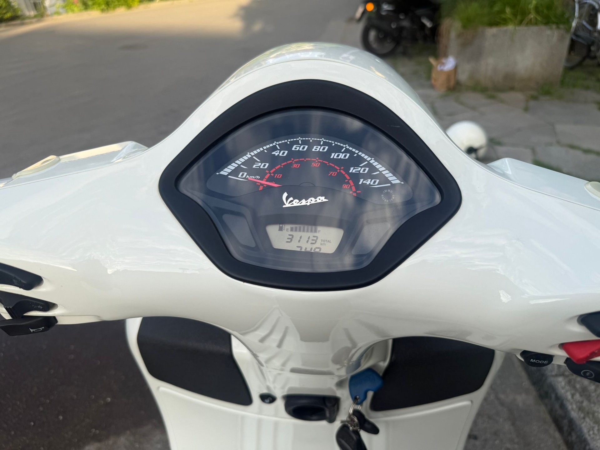 PIAGGIO Vespa GTS Super 300 i.e ABS-image-9
