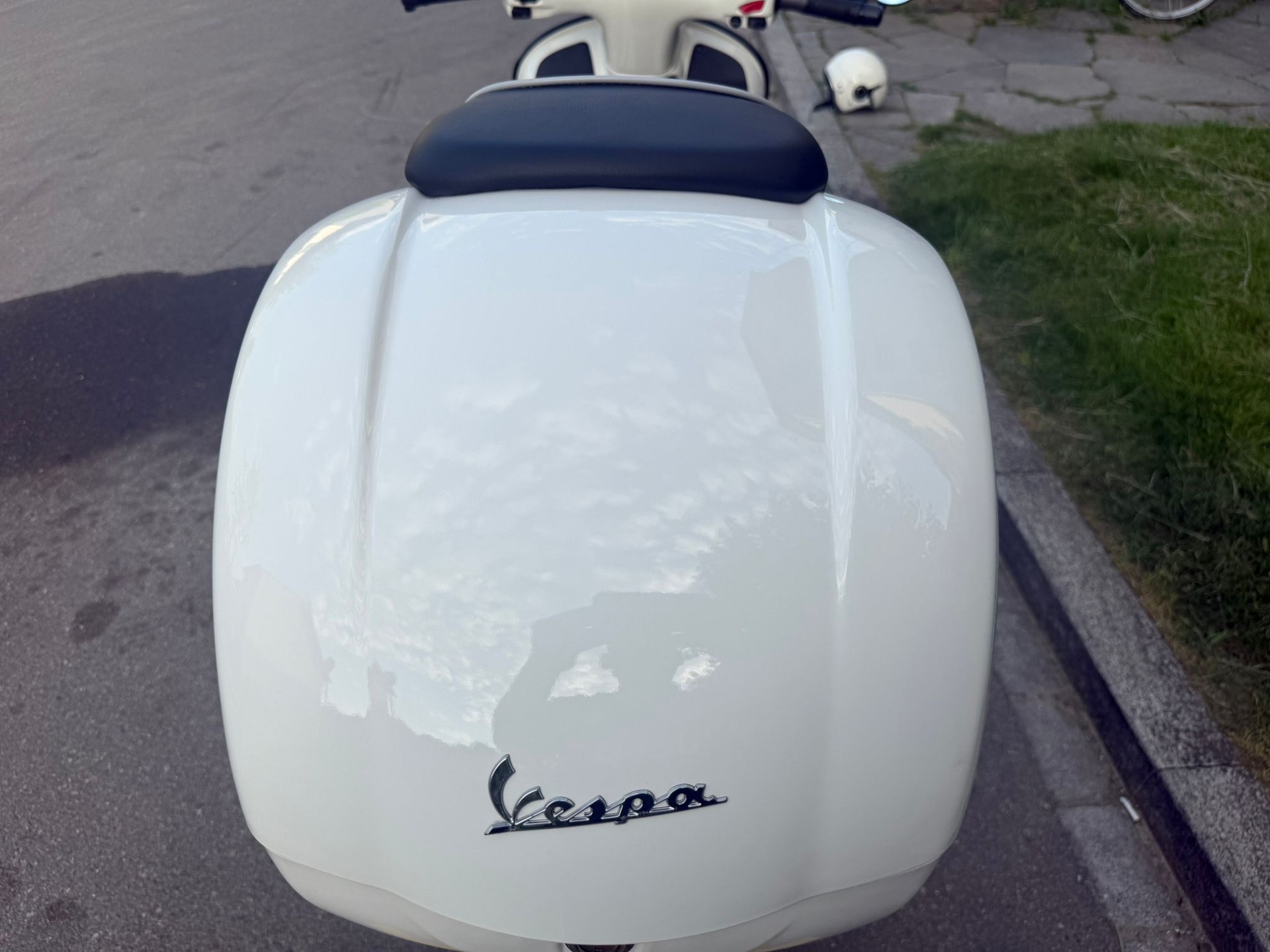 PIAGGIO Vespa GTS Super 300 i.e ABS-image-6
