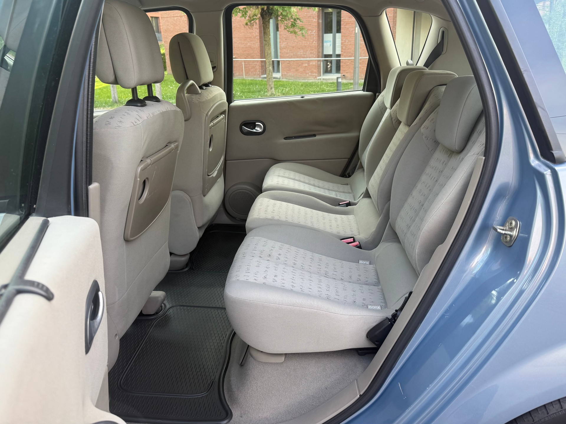 RENAULT Scénic 2.0 16V Fairway-image-15