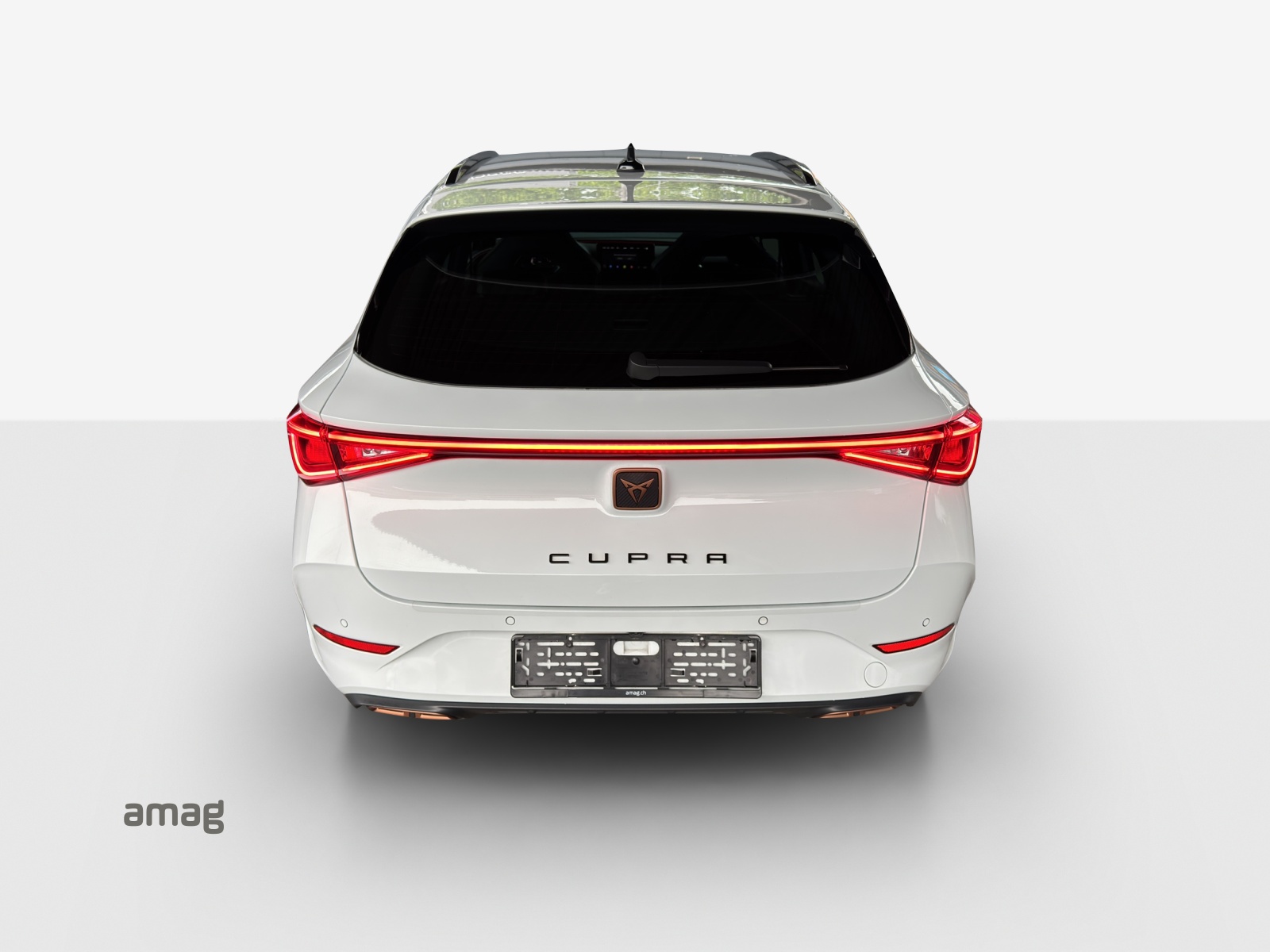 CUPRA LEON ST 1.4 e-HYBRID pHEV DSG-image-4