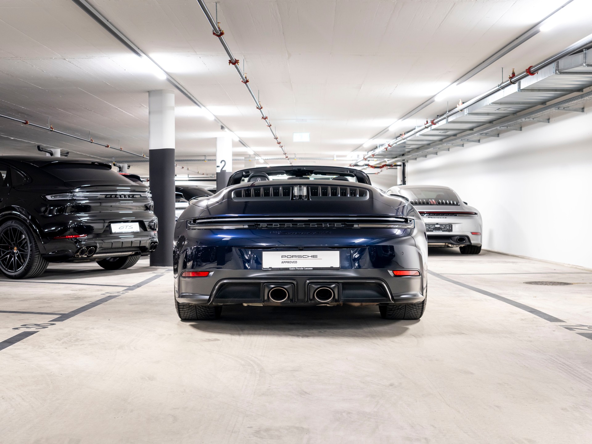 PORSCHE 911 Carrera 4 Cabriolet GTS PDK-image-29
