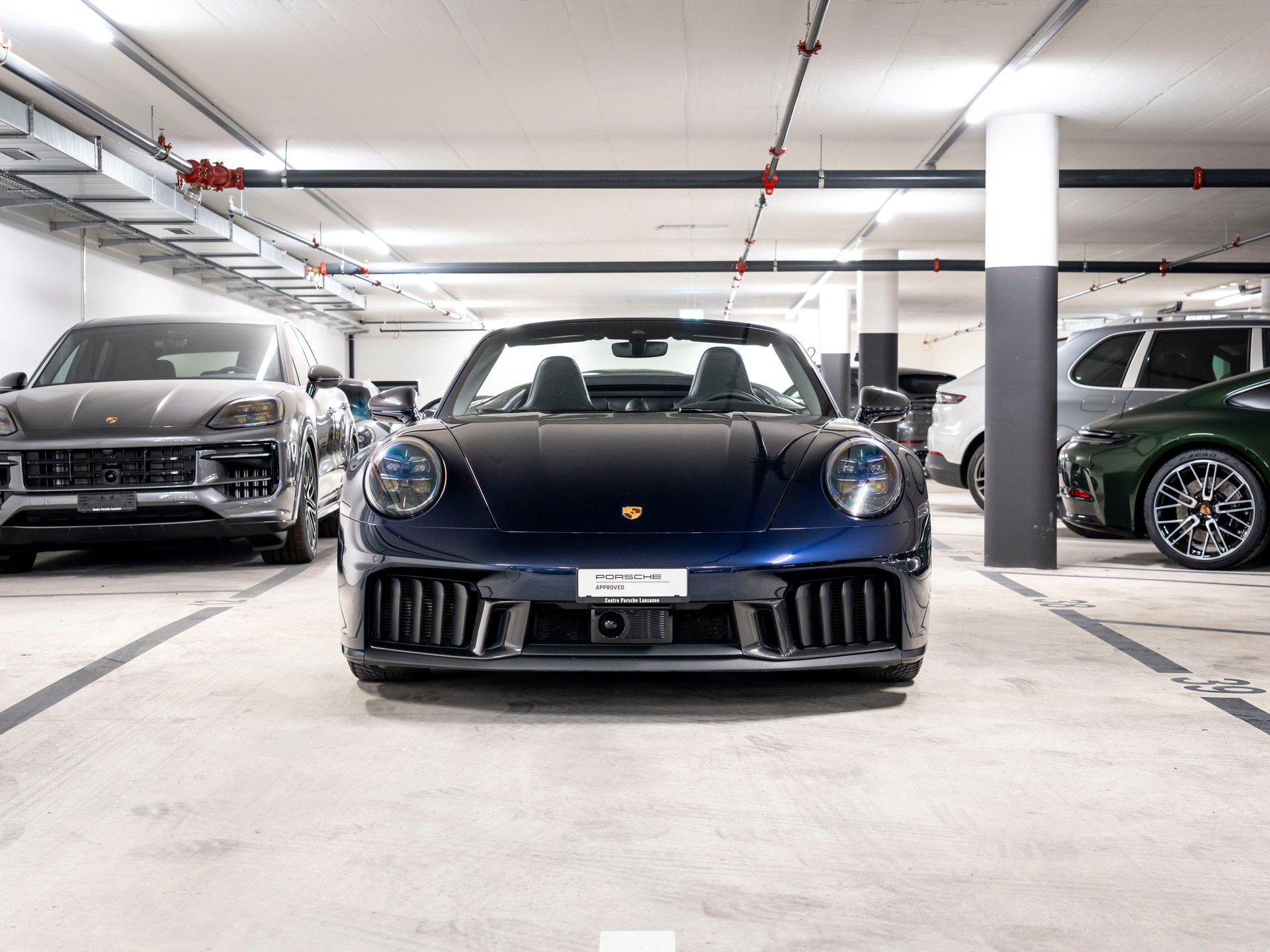 PORSCHE 911 Carrera 4 Cabriolet GTS PDK-image-28