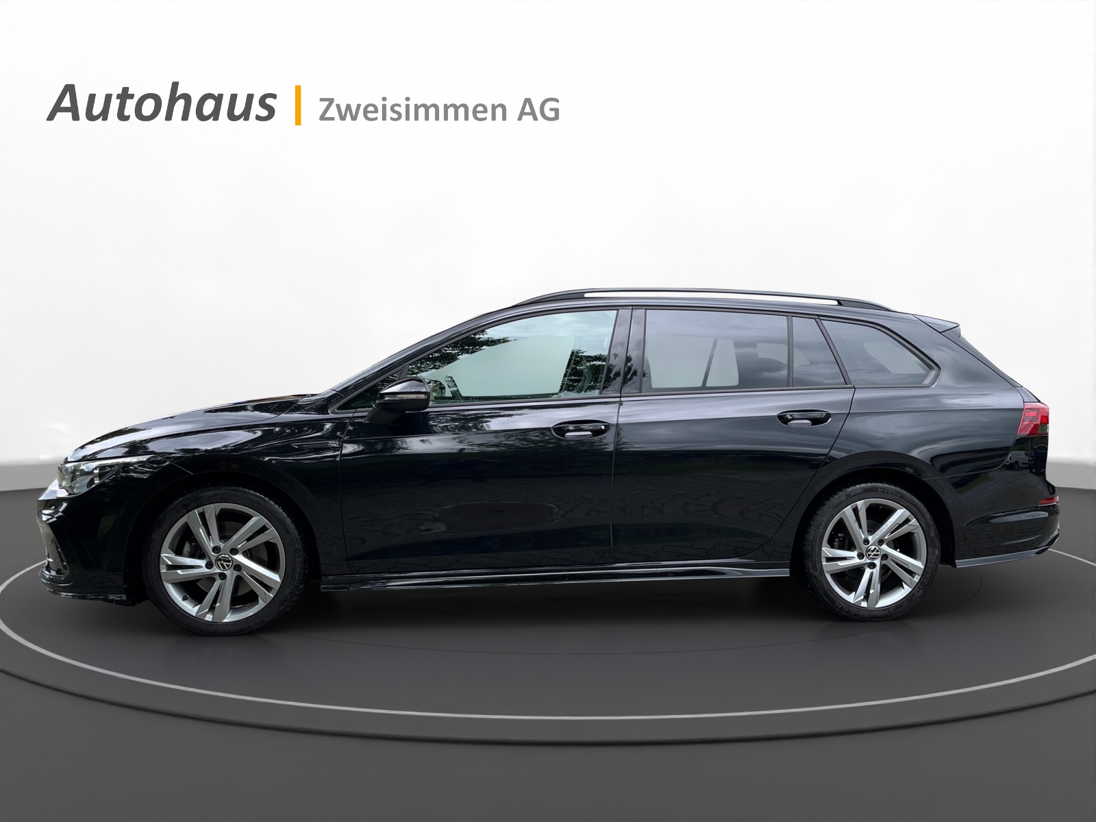 VW Golf Variant 2.0 TDI R-Line DSG 4Motion-image-4